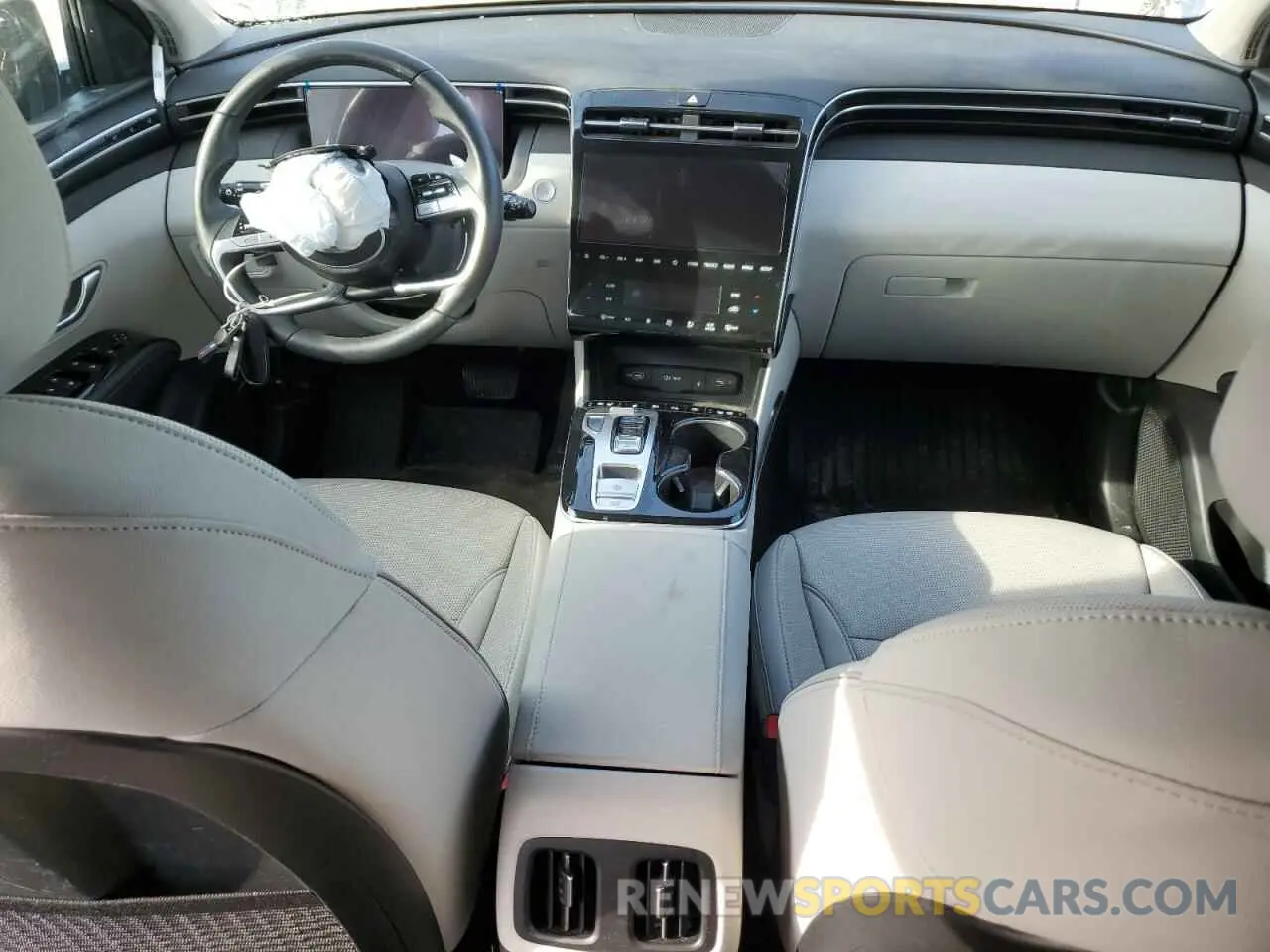 8 Photograph of a damaged car 5NMJECDE9RH413707 HYUNDAI TUCSON 2024