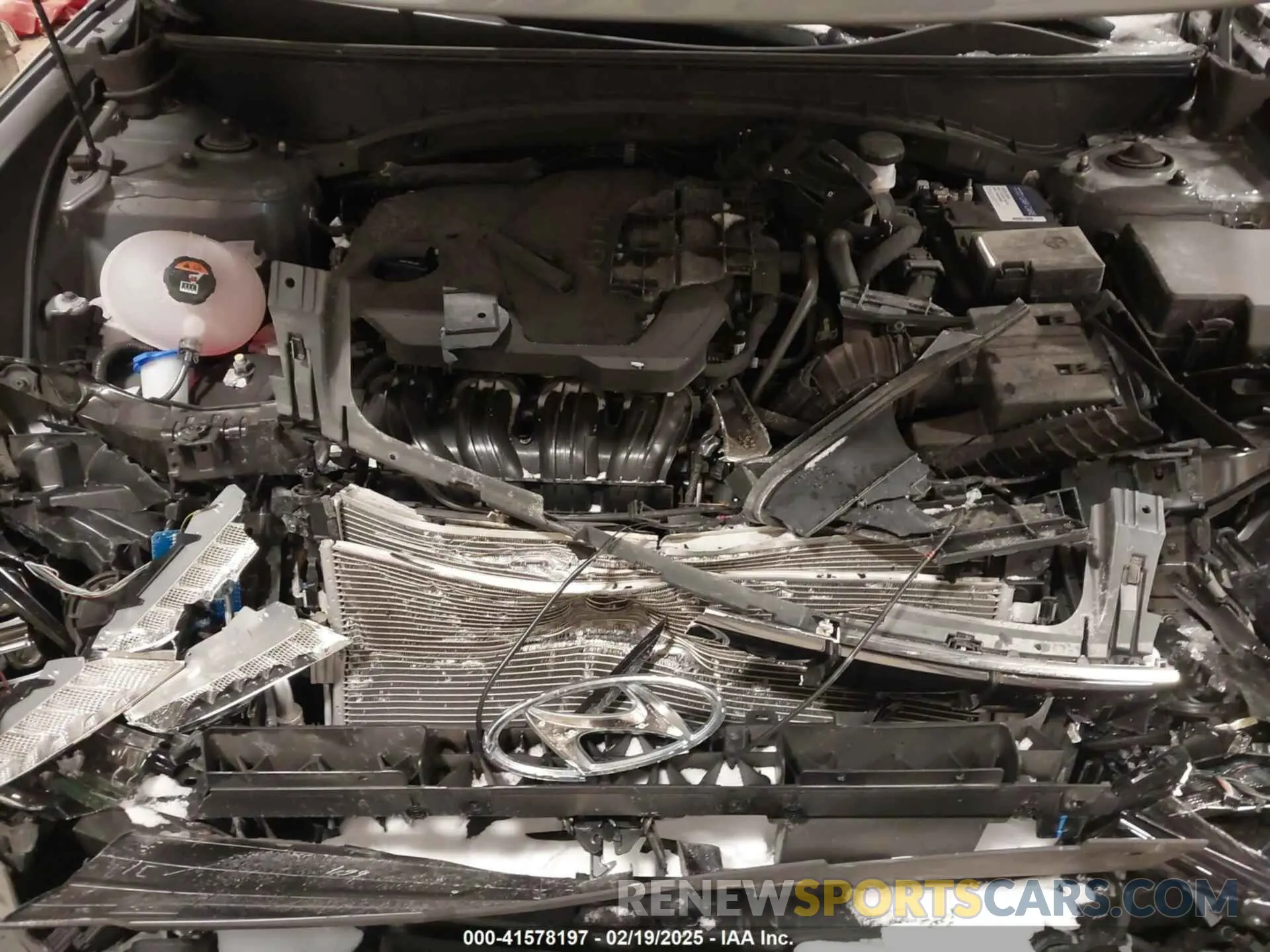 10 Photograph of a damaged car 5NMJECDEXRH340573 HYUNDAI TUCSON 2024