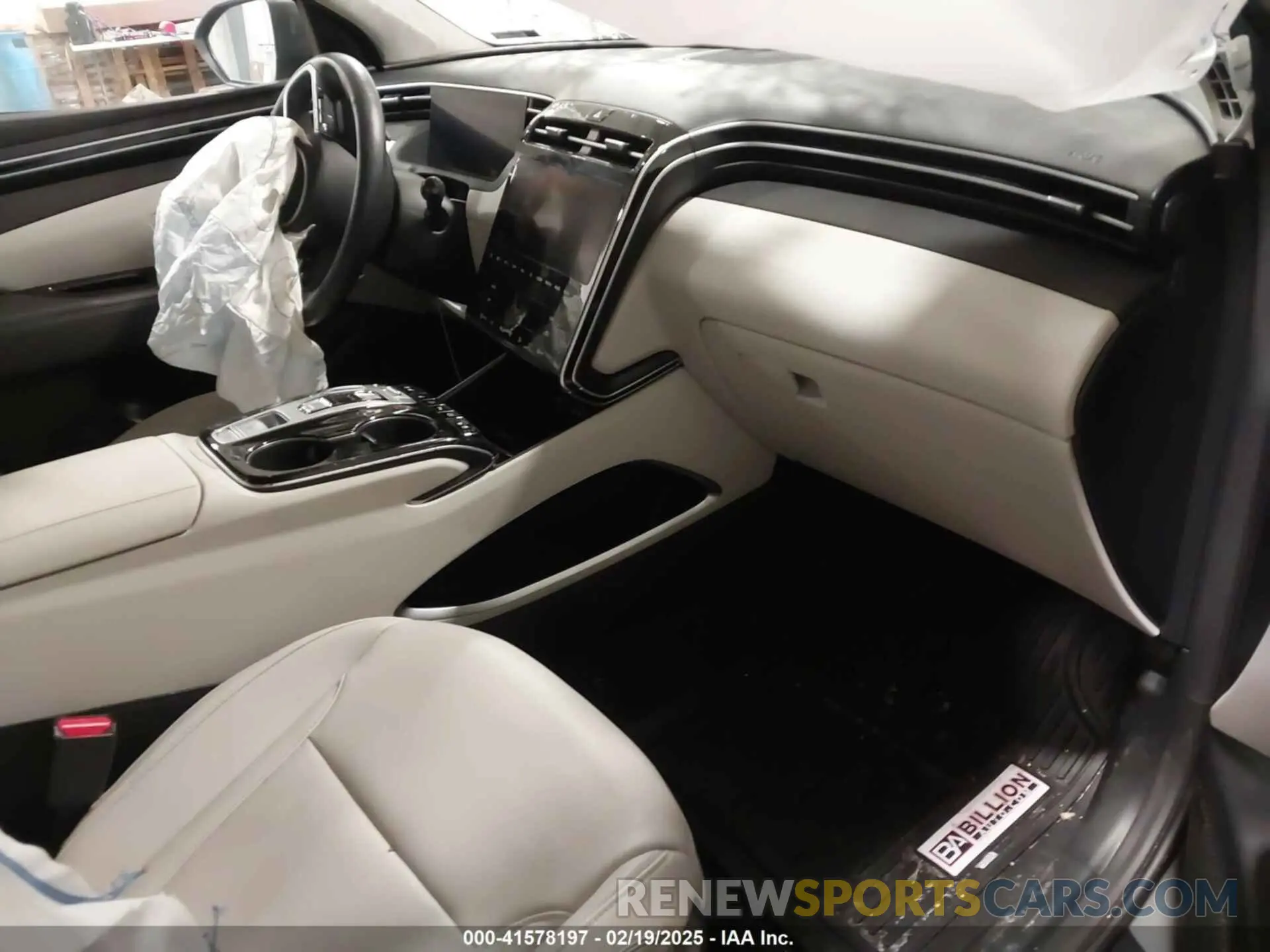 5 Photograph of a damaged car 5NMJECDEXRH340573 HYUNDAI TUCSON 2024