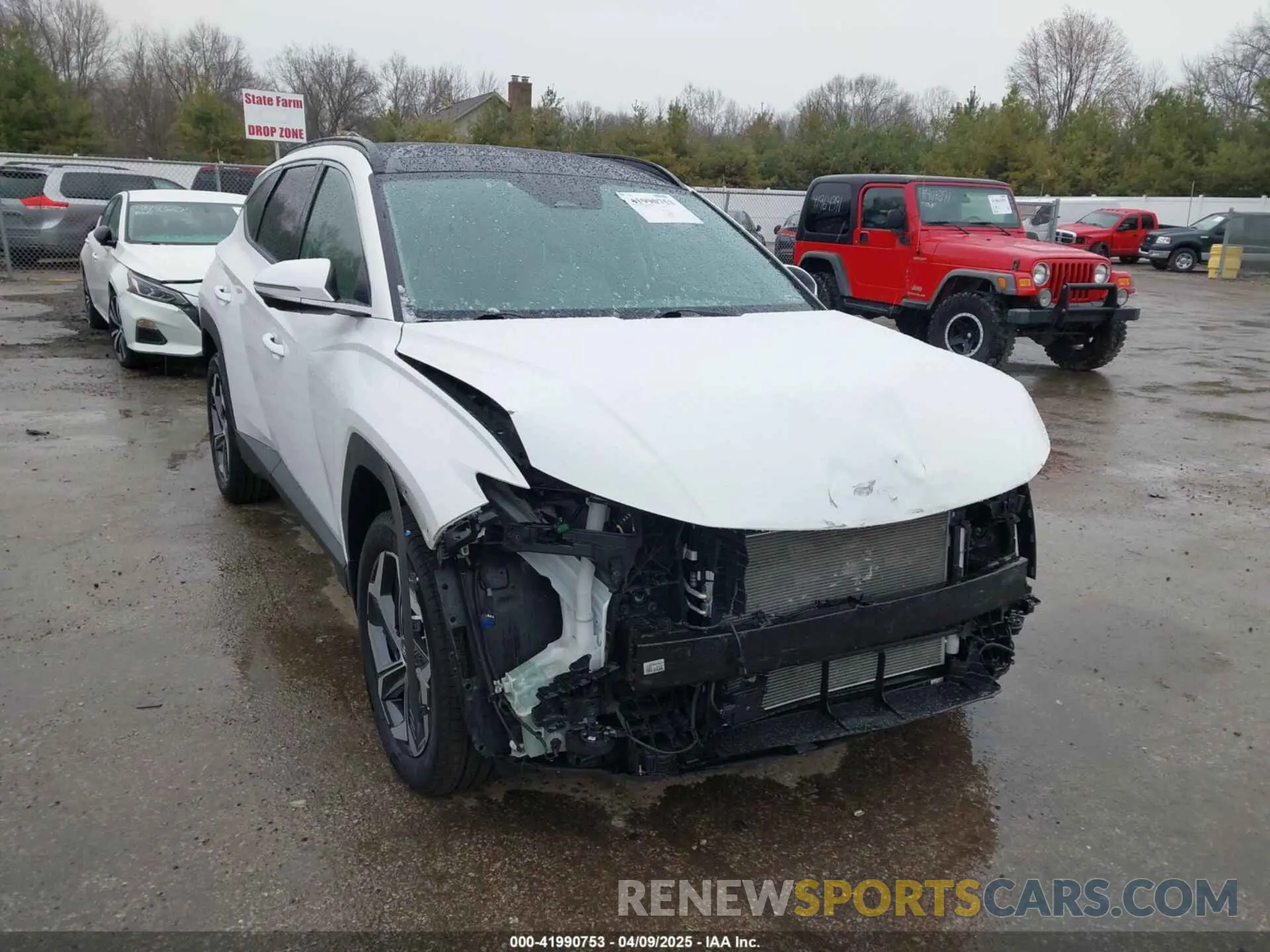 1 Photograph of a damaged car 5NMJECDEXRH400349 HYUNDAI TUCSON 2024