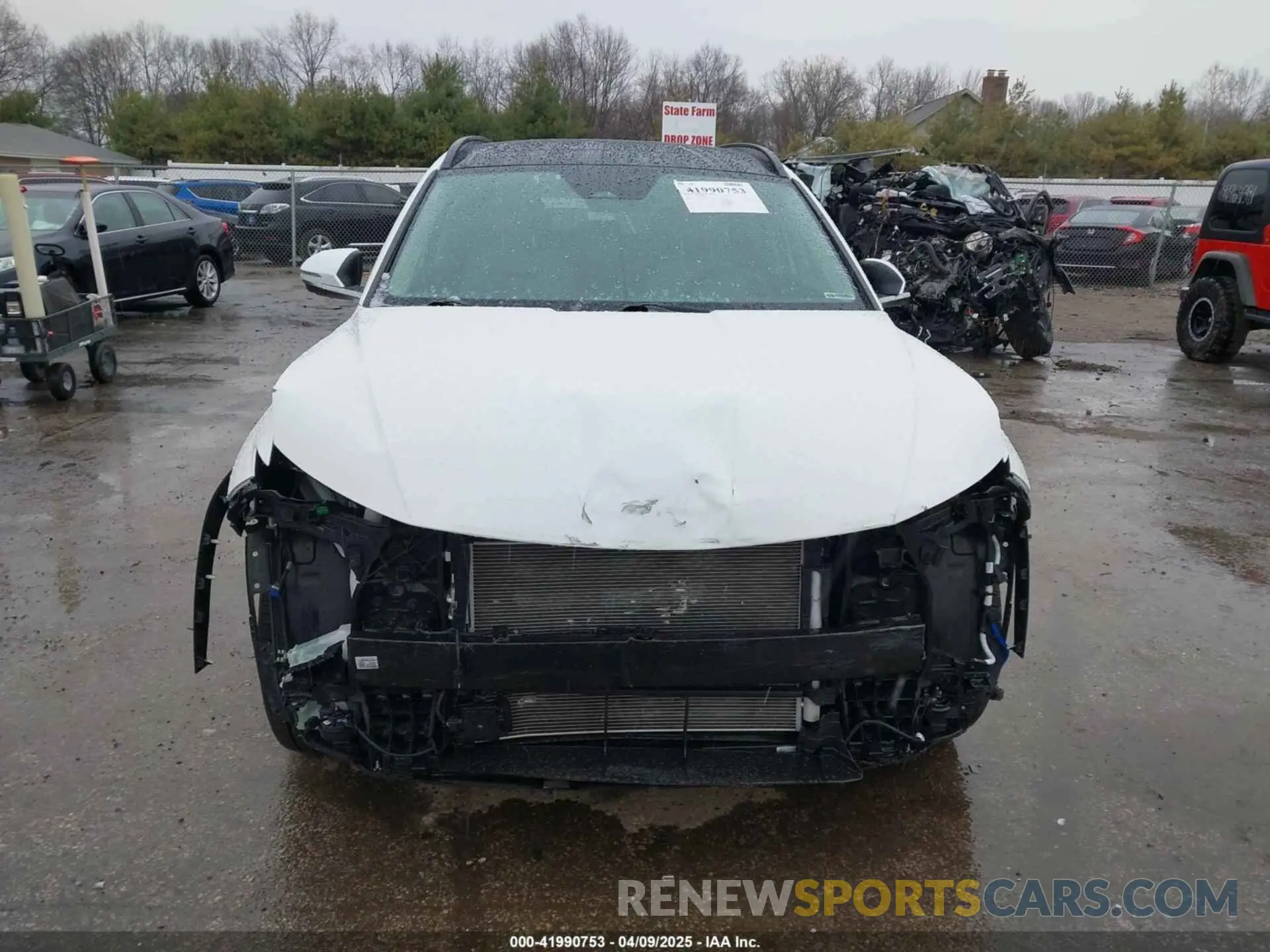 13 Photograph of a damaged car 5NMJECDEXRH400349 HYUNDAI TUCSON 2024