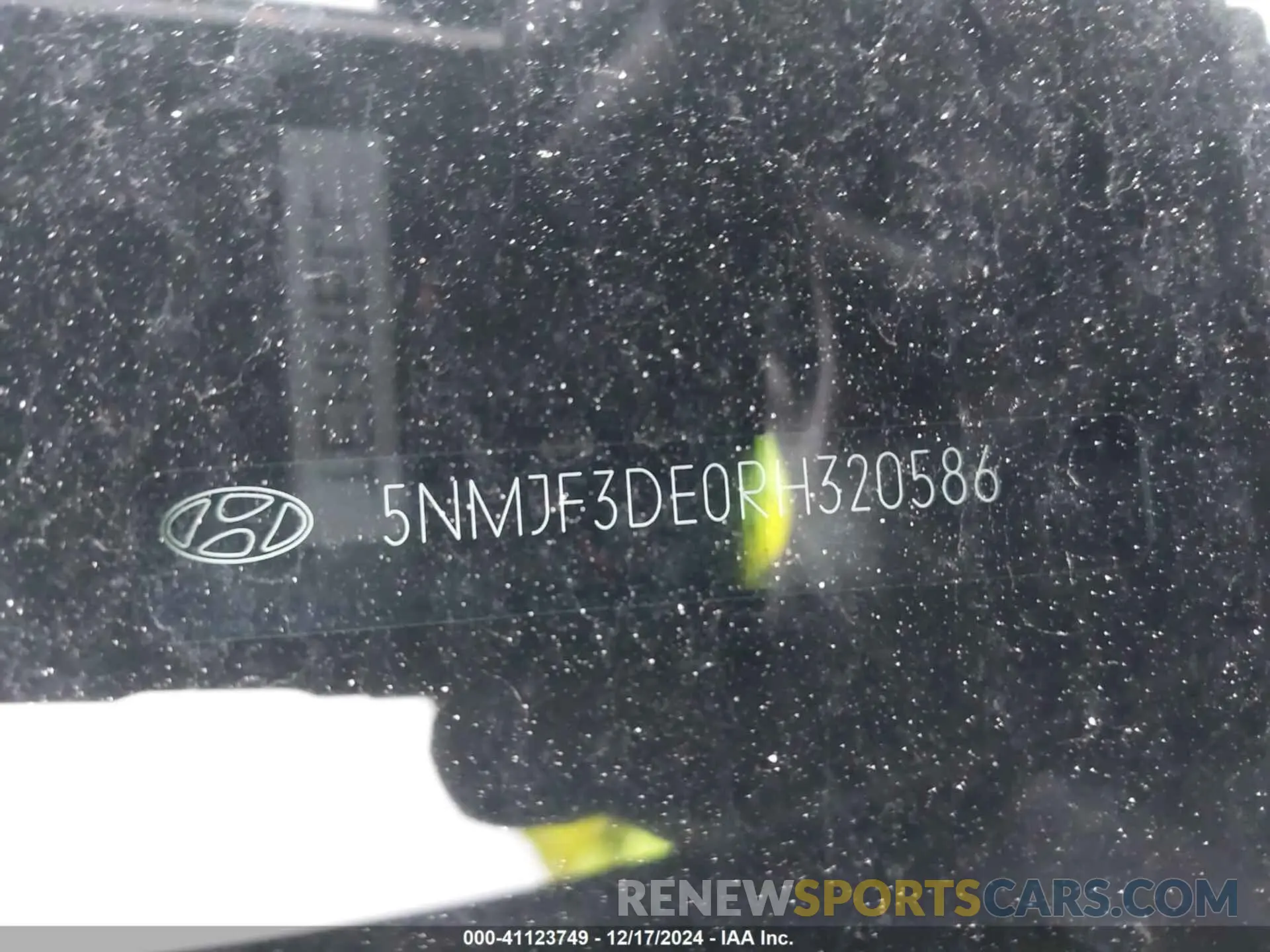 9 Photograph of a damaged car 5NMJF3DE0RH320586 HYUNDAI TUCSON 2024