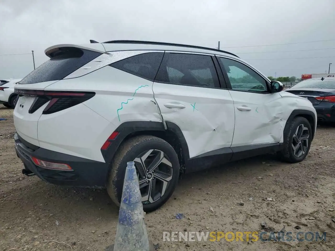 3 Photograph of a damaged car 5NMJF3DE0RH335623 HYUNDAI TUCSON 2024
