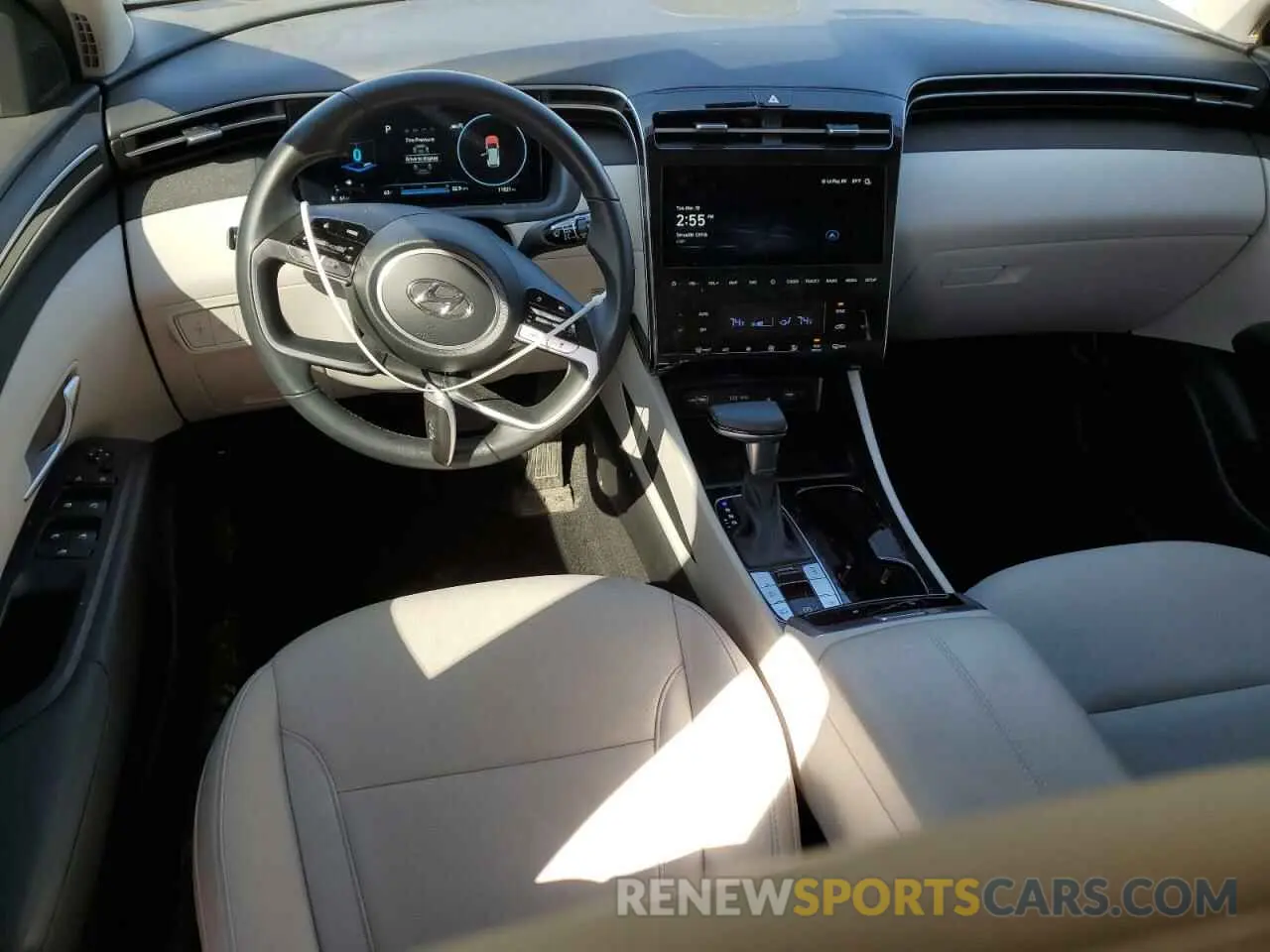 8 Photograph of a damaged car 5NMJF3DE0RH351384 HYUNDAI TUCSON 2024