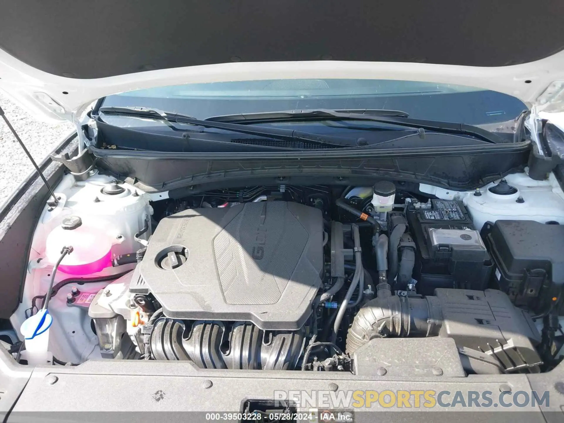 10 Photograph of a damaged car 5NMJF3DE1RH344265 HYUNDAI TUCSON 2024