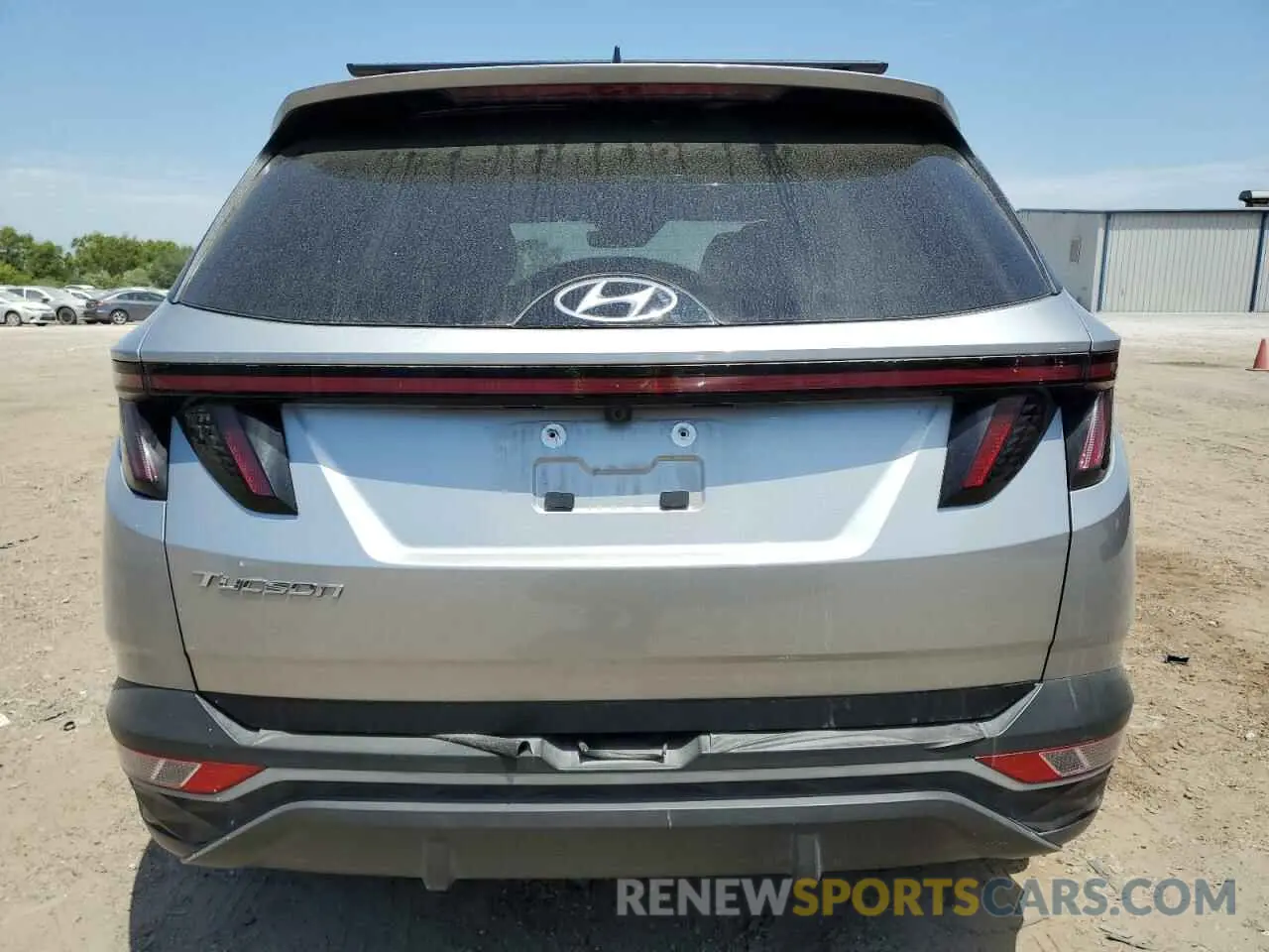 6 Photograph of a damaged car 5NMJF3DE1RH353452 HYUNDAI TUCSON 2024