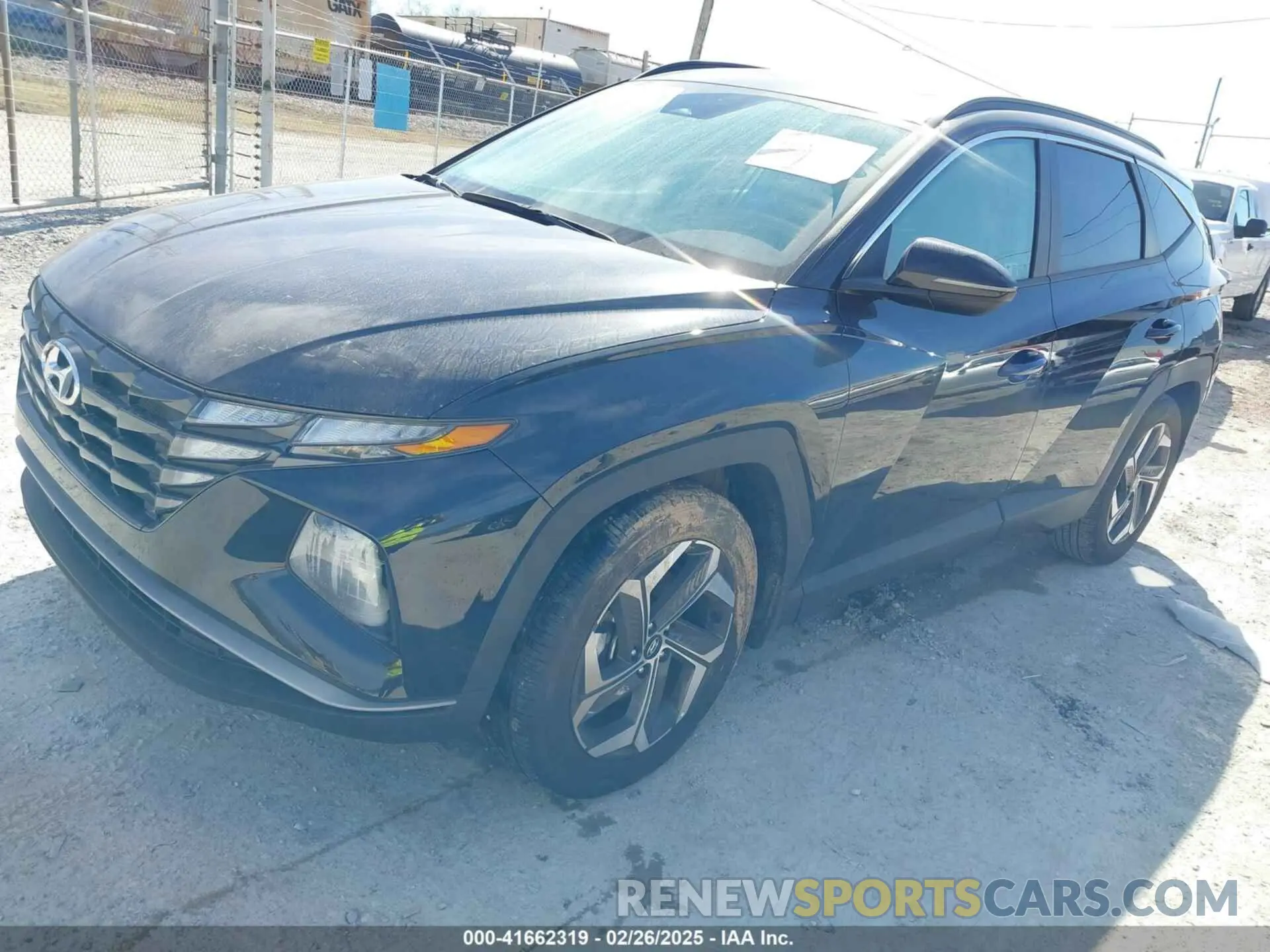 2 Photograph of a damaged car 5NMJF3DE1RH360594 HYUNDAI TUCSON 2024