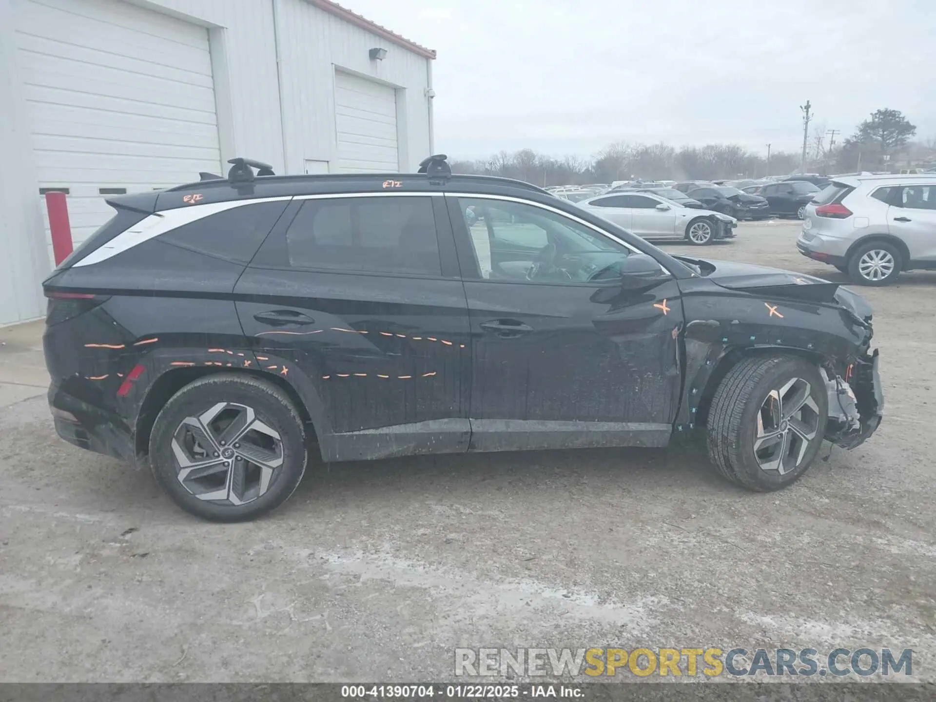13 Photograph of a damaged car 5NMJF3DE3RH309470 HYUNDAI TUCSON 2024