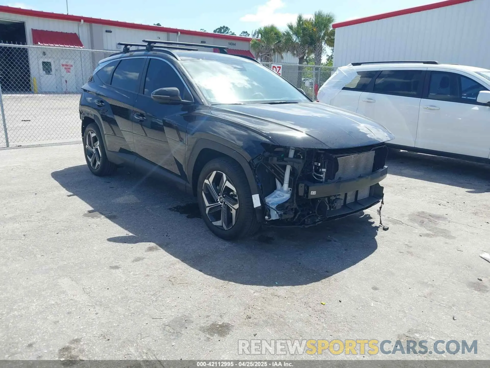1 Photograph of a damaged car 5NMJF3DE3RH316757 HYUNDAI TUCSON 2024