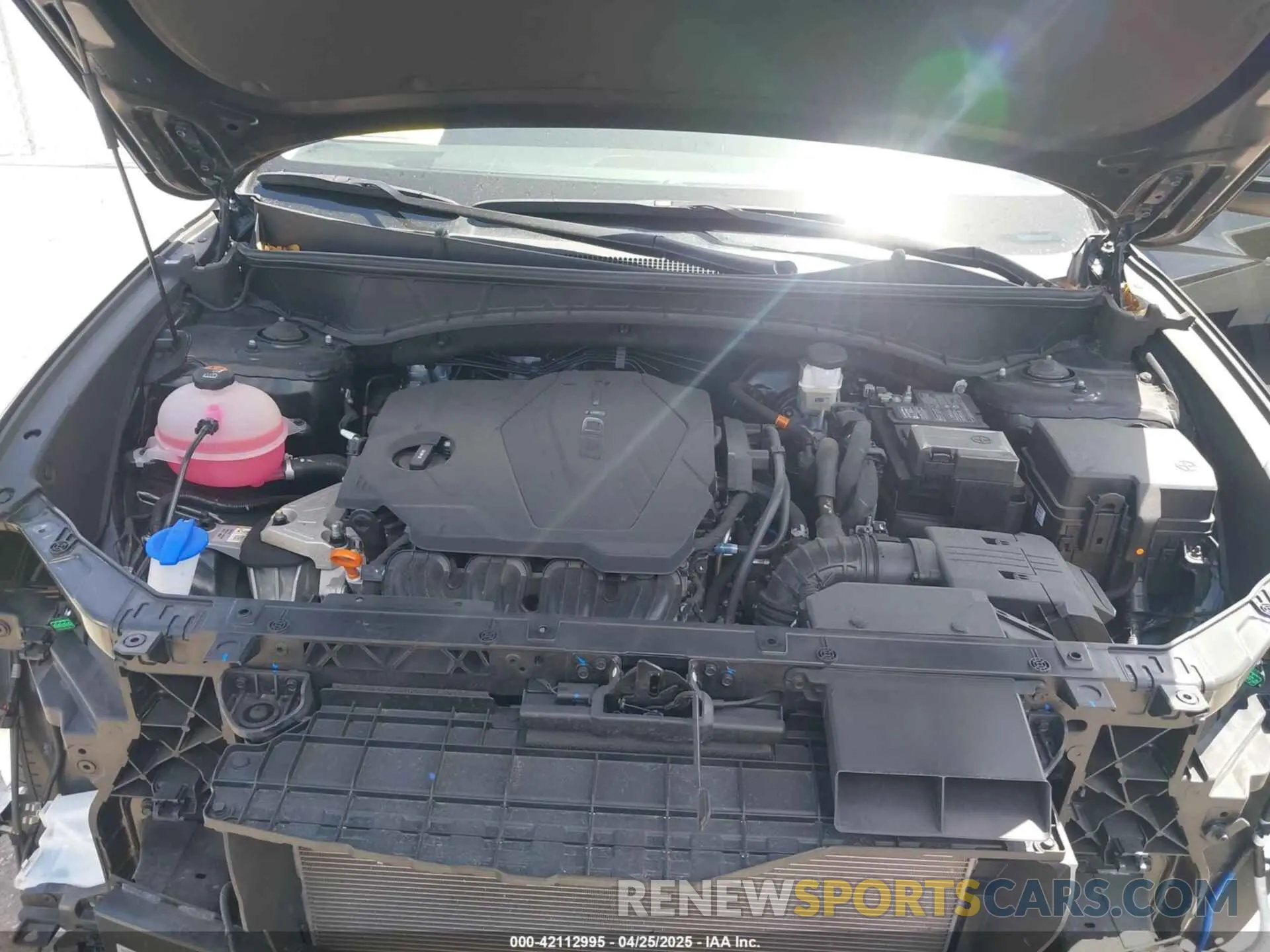 10 Photograph of a damaged car 5NMJF3DE3RH316757 HYUNDAI TUCSON 2024