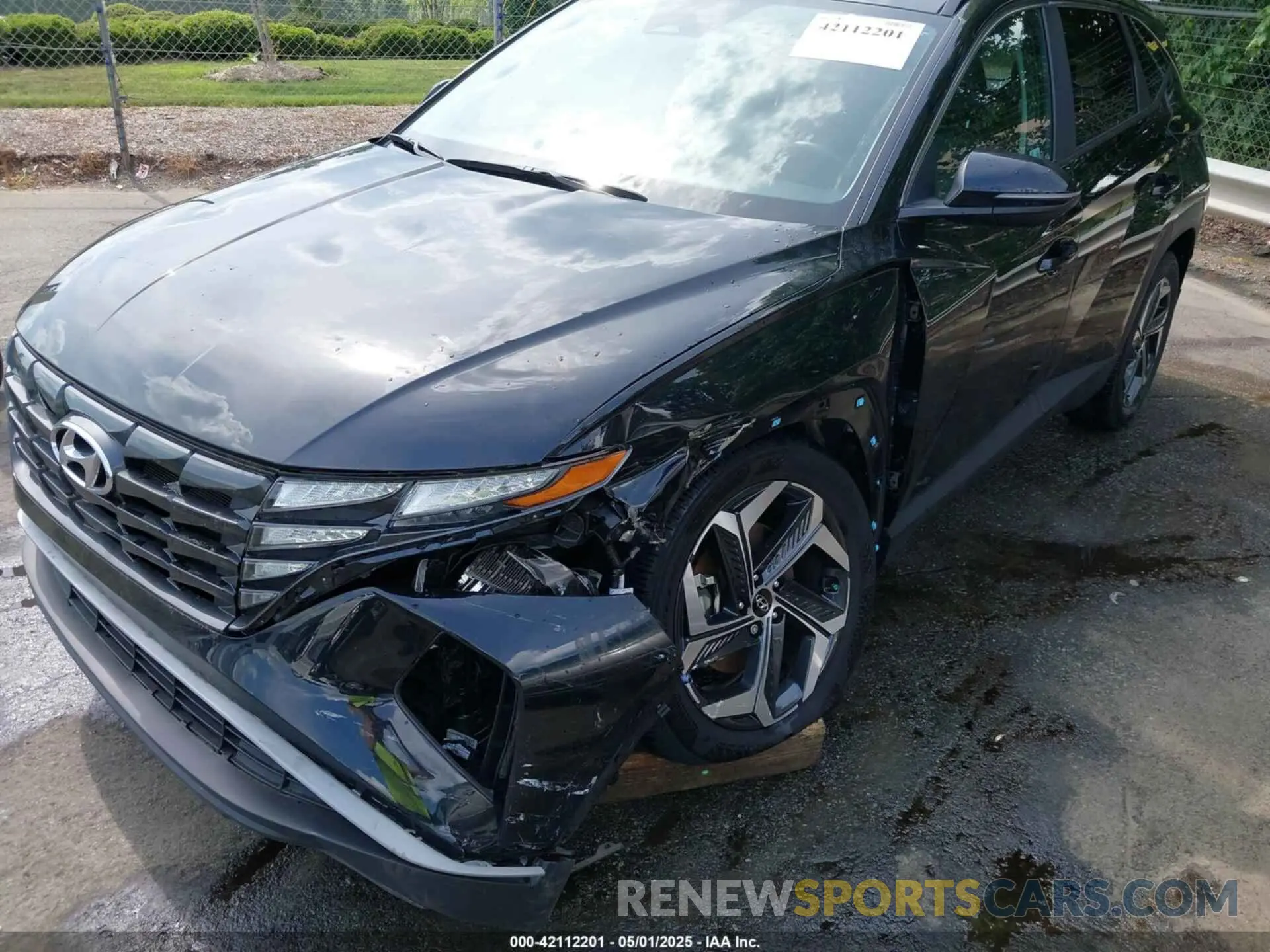 6 Photograph of a damaged car 5NMJF3DE3RH329959 HYUNDAI TUCSON 2024