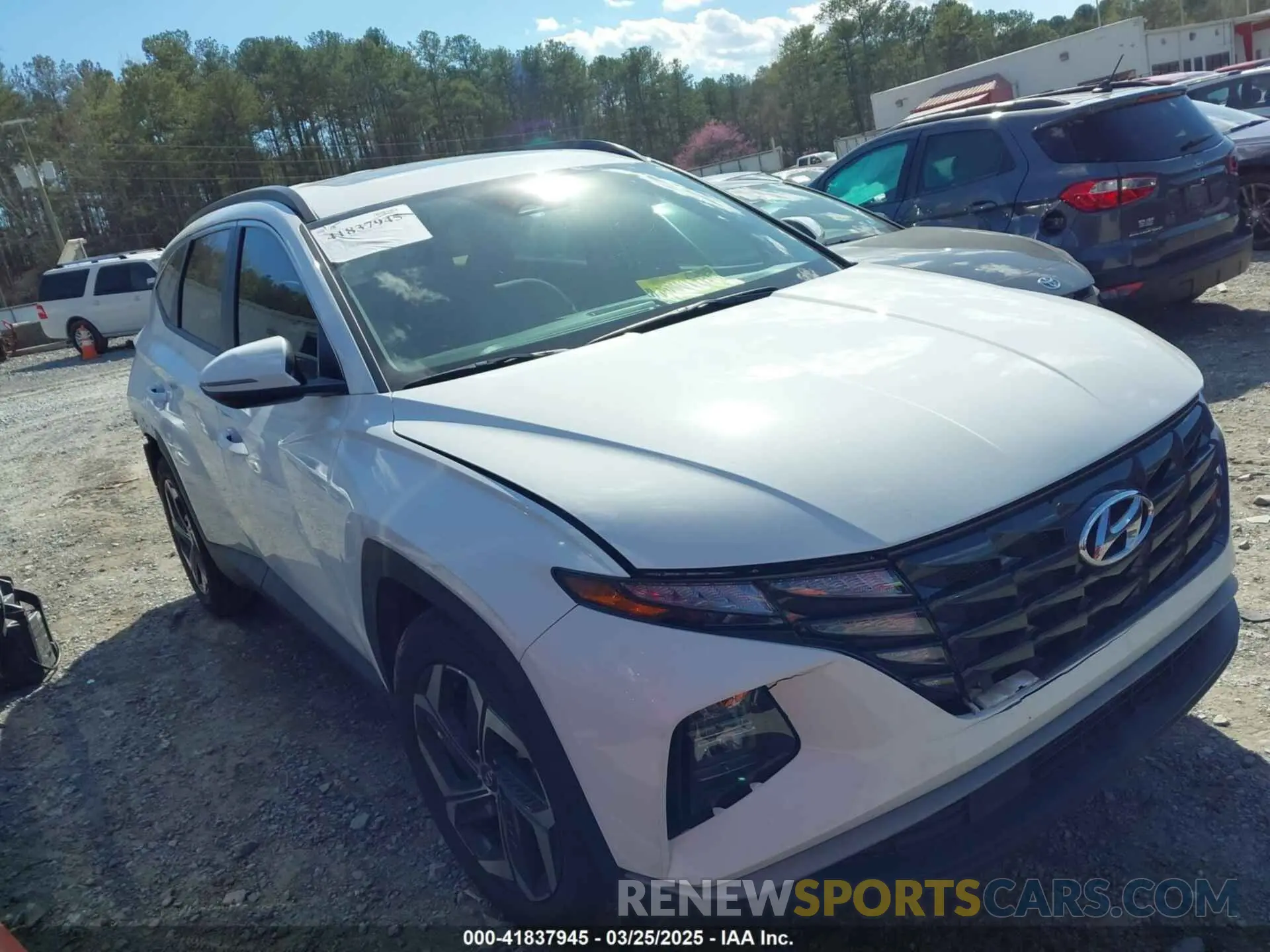 13 Photograph of a damaged car 5NMJF3DE3RH373122 HYUNDAI TUCSON 2024