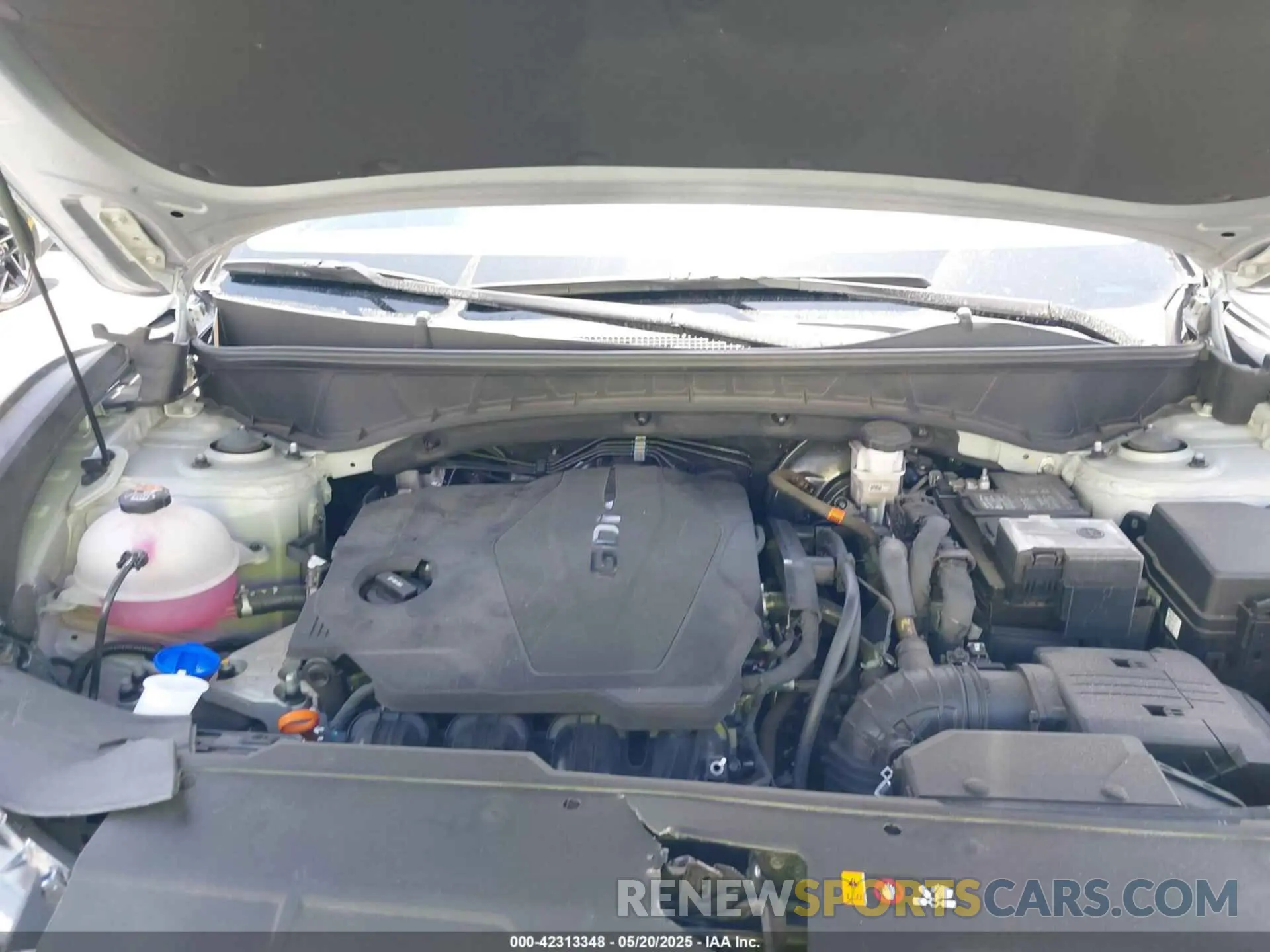 10 Photograph of a damaged car 5NMJF3DE4RH306108 HYUNDAI TUCSON 2024
