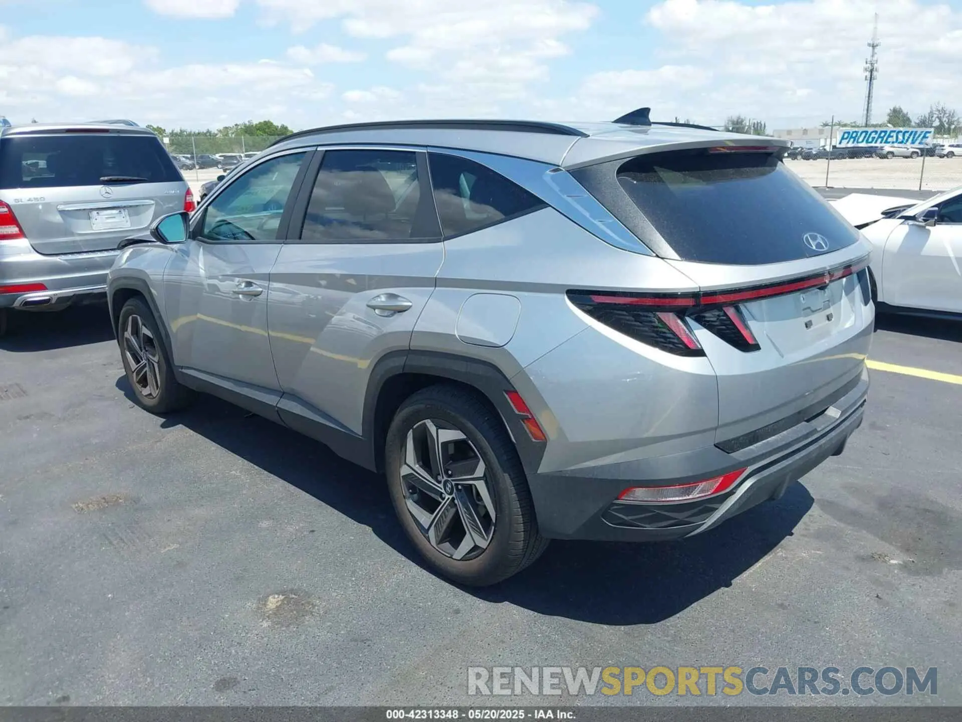 3 Photograph of a damaged car 5NMJF3DE4RH306108 HYUNDAI TUCSON 2024
