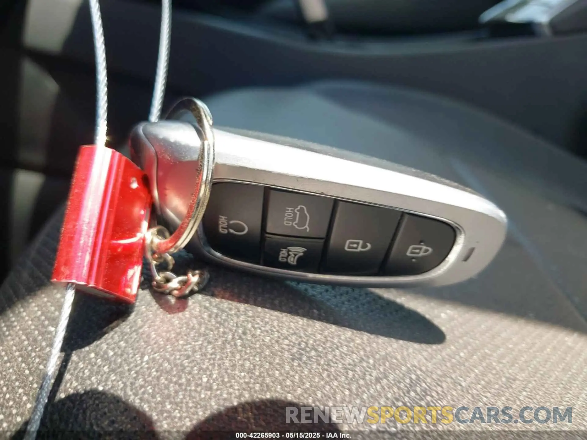 11 Photograph of a damaged car 5NMJF3DE4RH326469 HYUNDAI TUCSON 2024