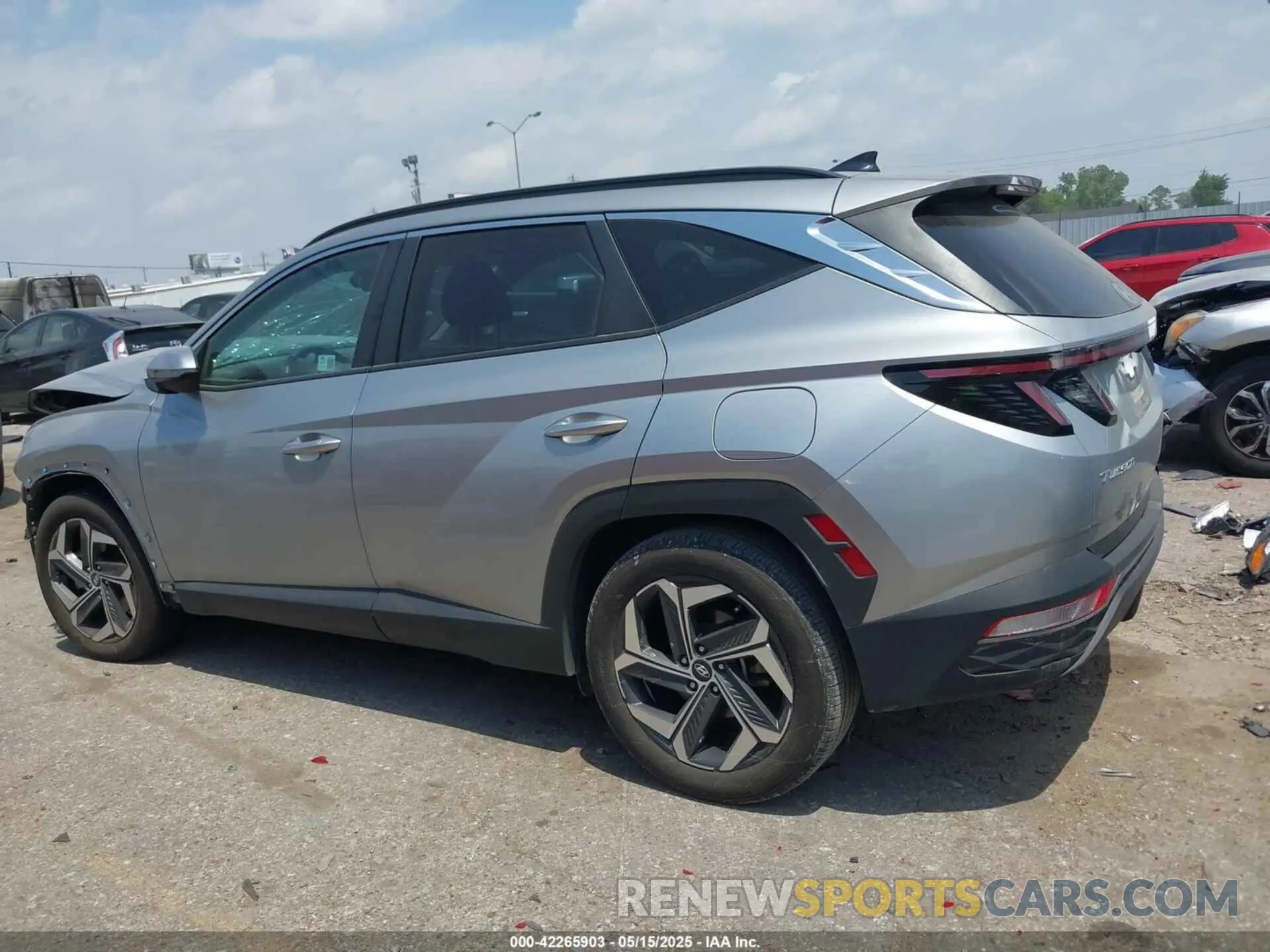 14 Photograph of a damaged car 5NMJF3DE4RH326469 HYUNDAI TUCSON 2024