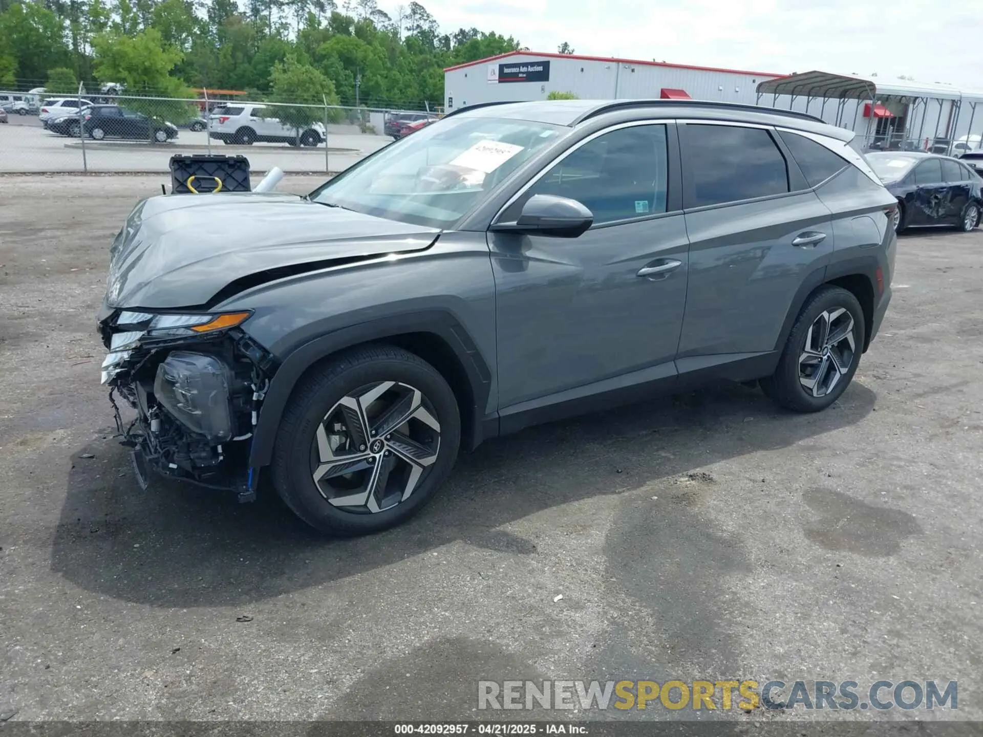 2 Photograph of a damaged car 5NMJF3DE4RH349430 HYUNDAI TUCSON 2024