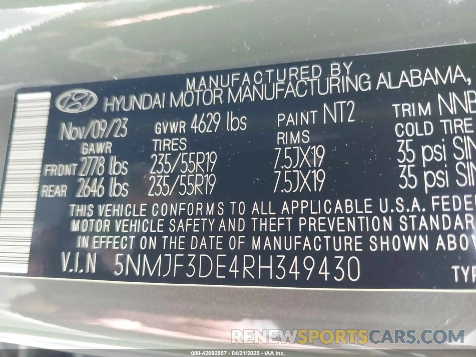 9 Photograph of a damaged car 5NMJF3DE4RH349430 HYUNDAI TUCSON 2024