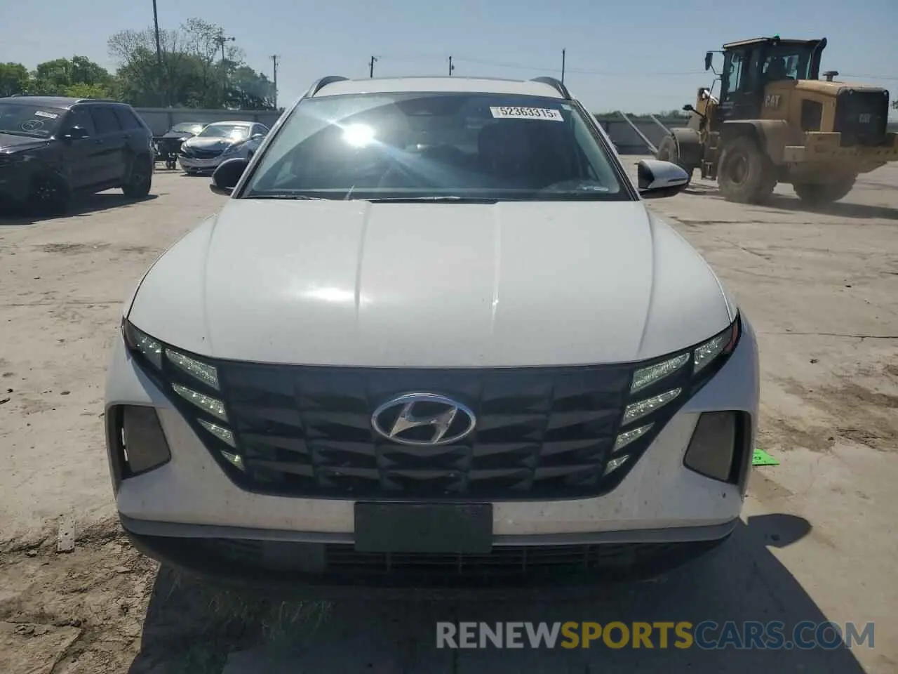 5 Photograph of a damaged car 5NMJF3DE4RH376966 HYUNDAI TUCSON 2024