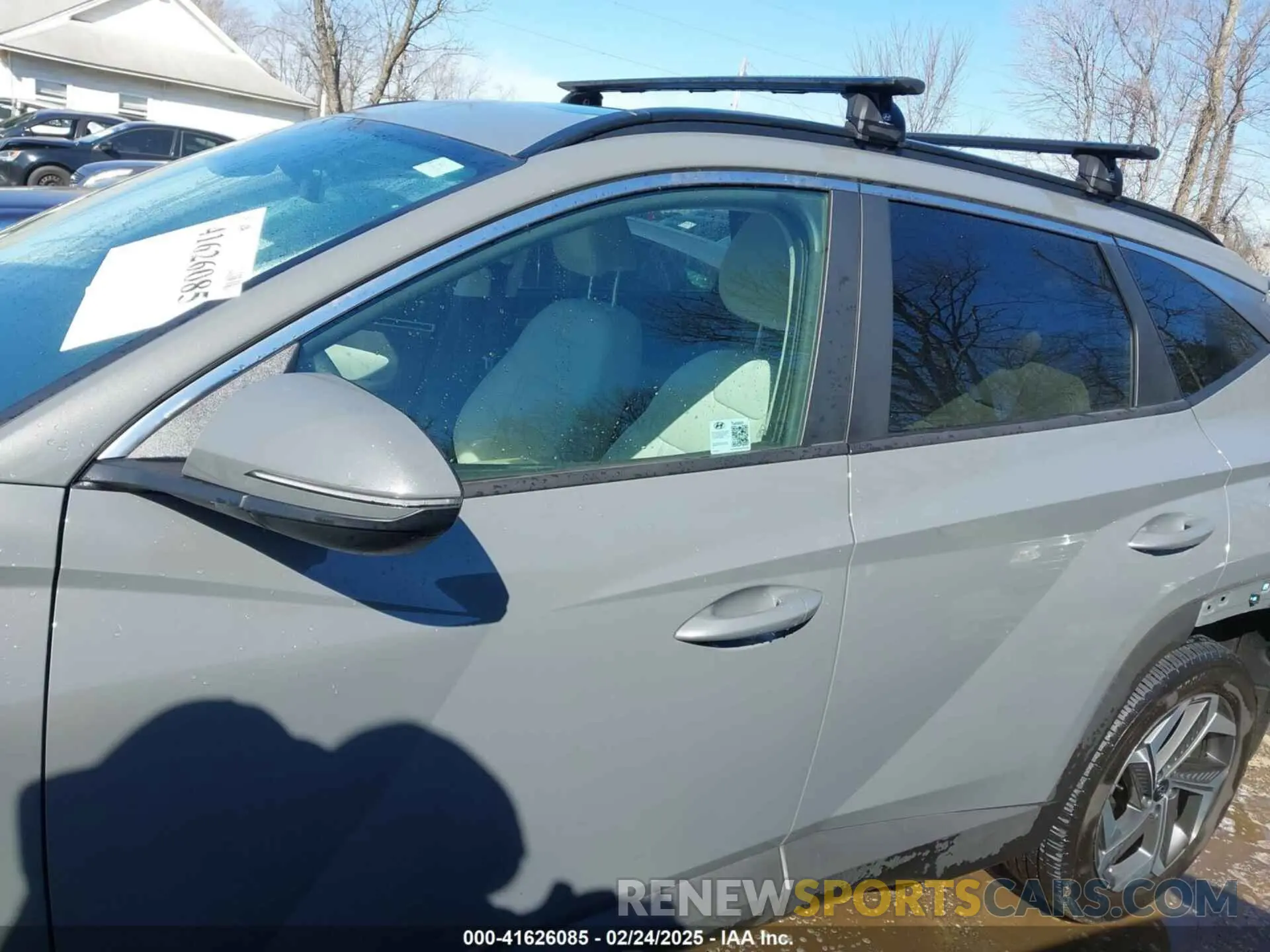 15 Photograph of a damaged car 5NMJF3DE4RH398479 HYUNDAI TUCSON 2024