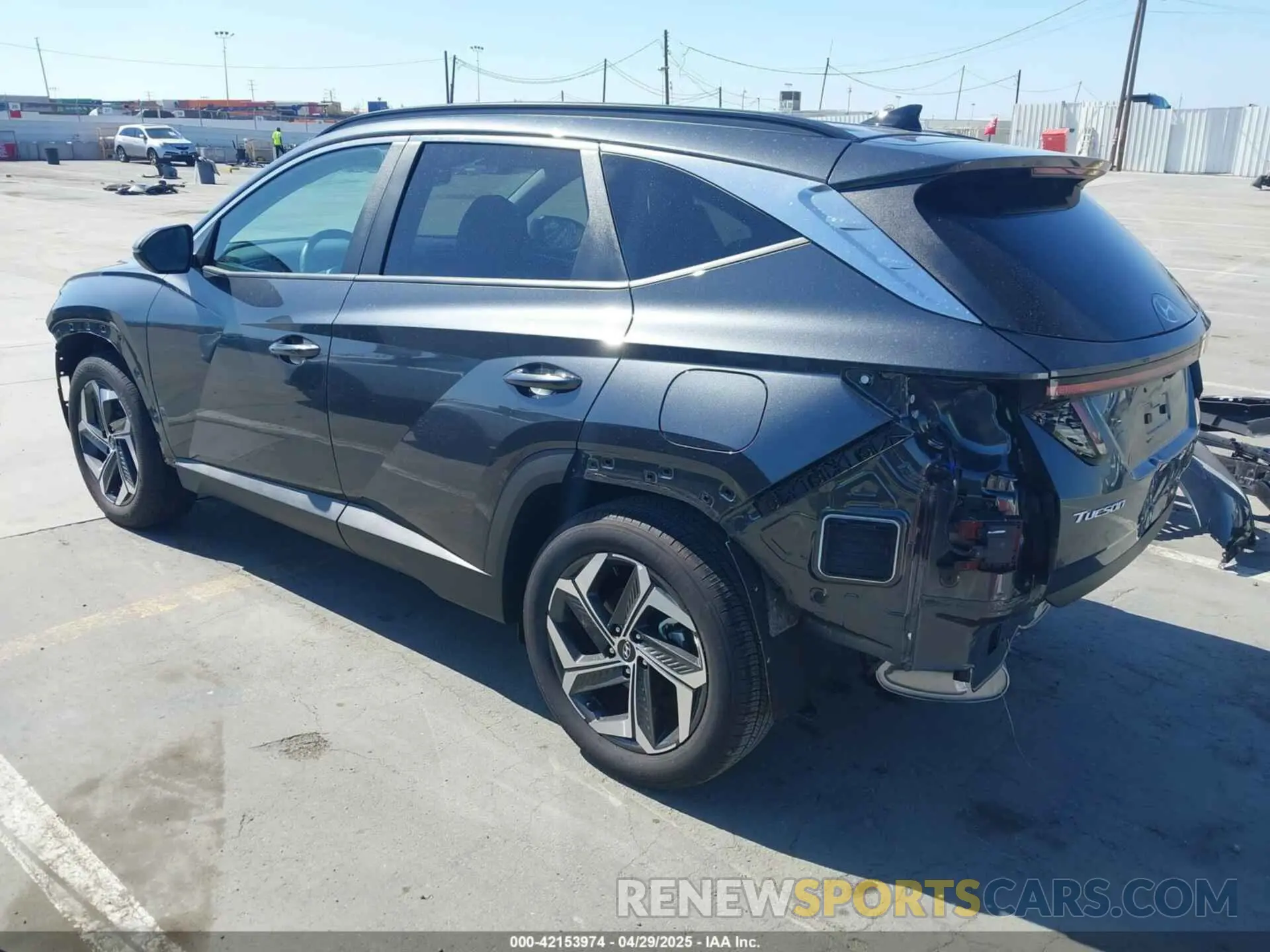 3 Photograph of a damaged car 5NMJF3DE5RH358086 HYUNDAI TUCSON 2024