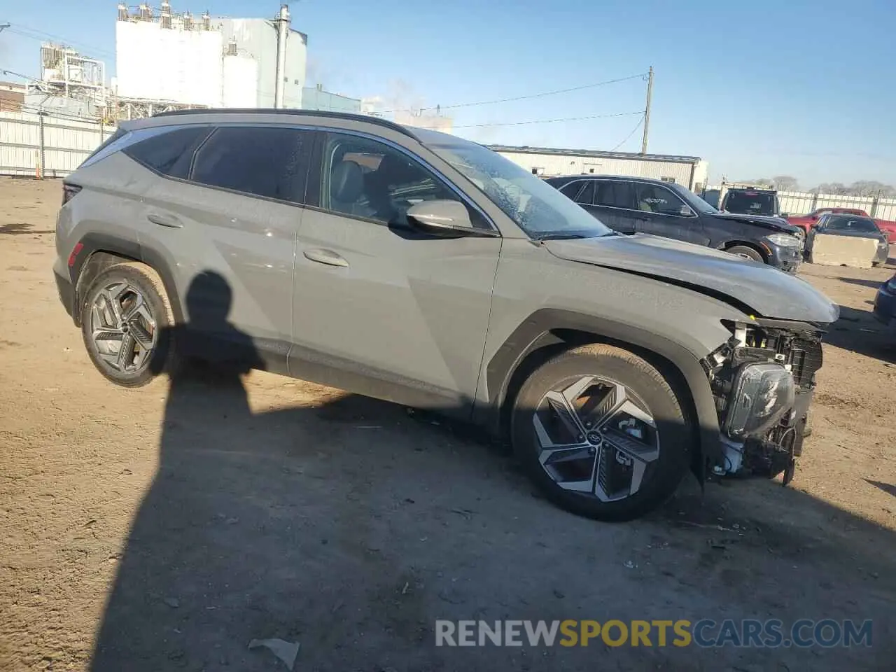 4 Photograph of a damaged car 5NMJF3DE5RH386194 HYUNDAI TUCSON 2024