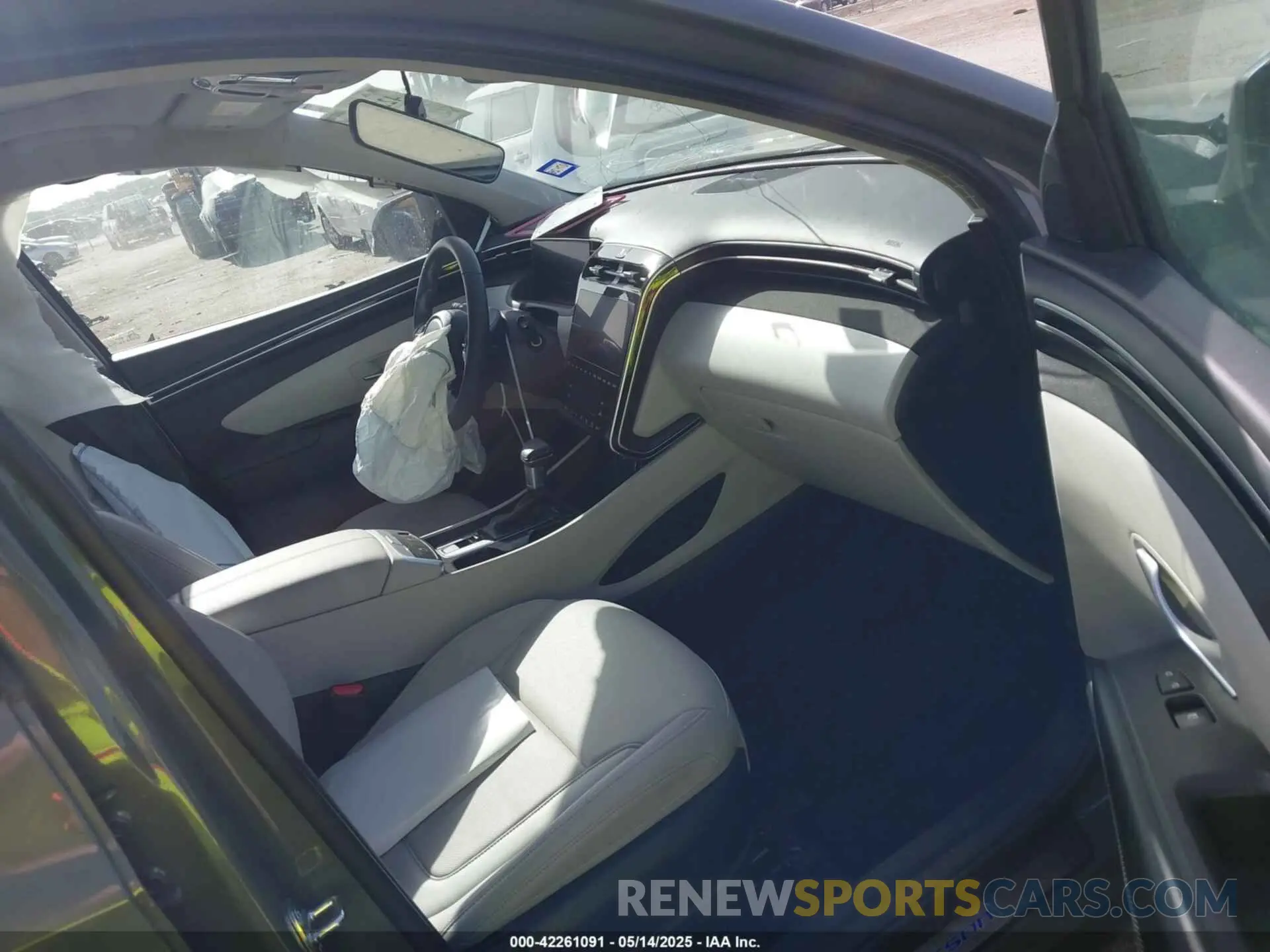 5 Photograph of a damaged car 5NMJF3DE5RH438634 HYUNDAI TUCSON 2024