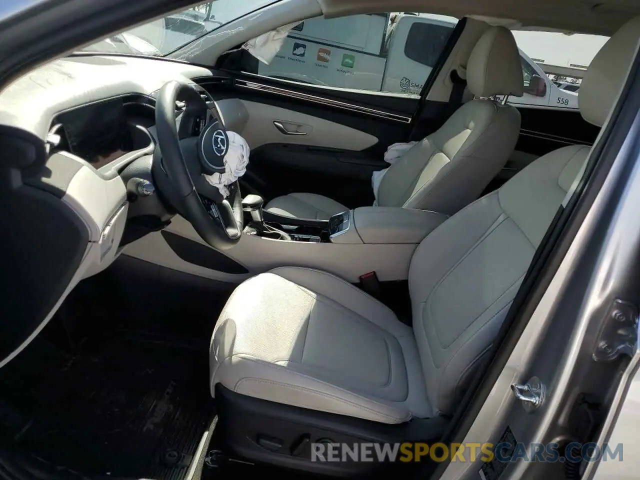 7 Photograph of a damaged car 5NMJF3DE6RH386057 HYUNDAI TUCSON 2024