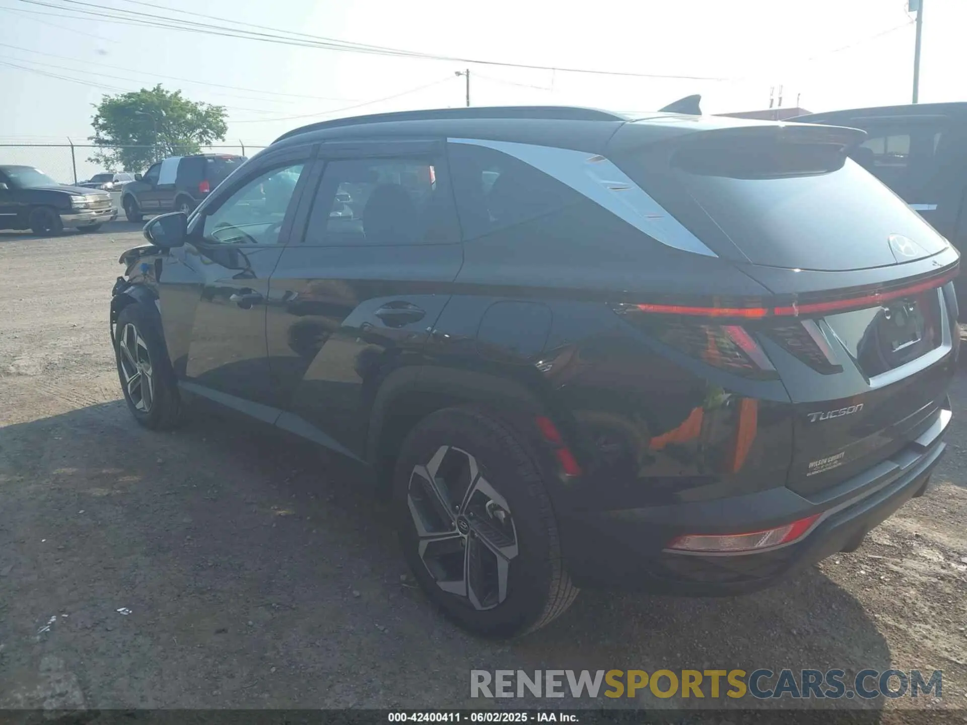 14 Photograph of a damaged car 5NMJF3DE7RH376475 HYUNDAI TUCSON 2024