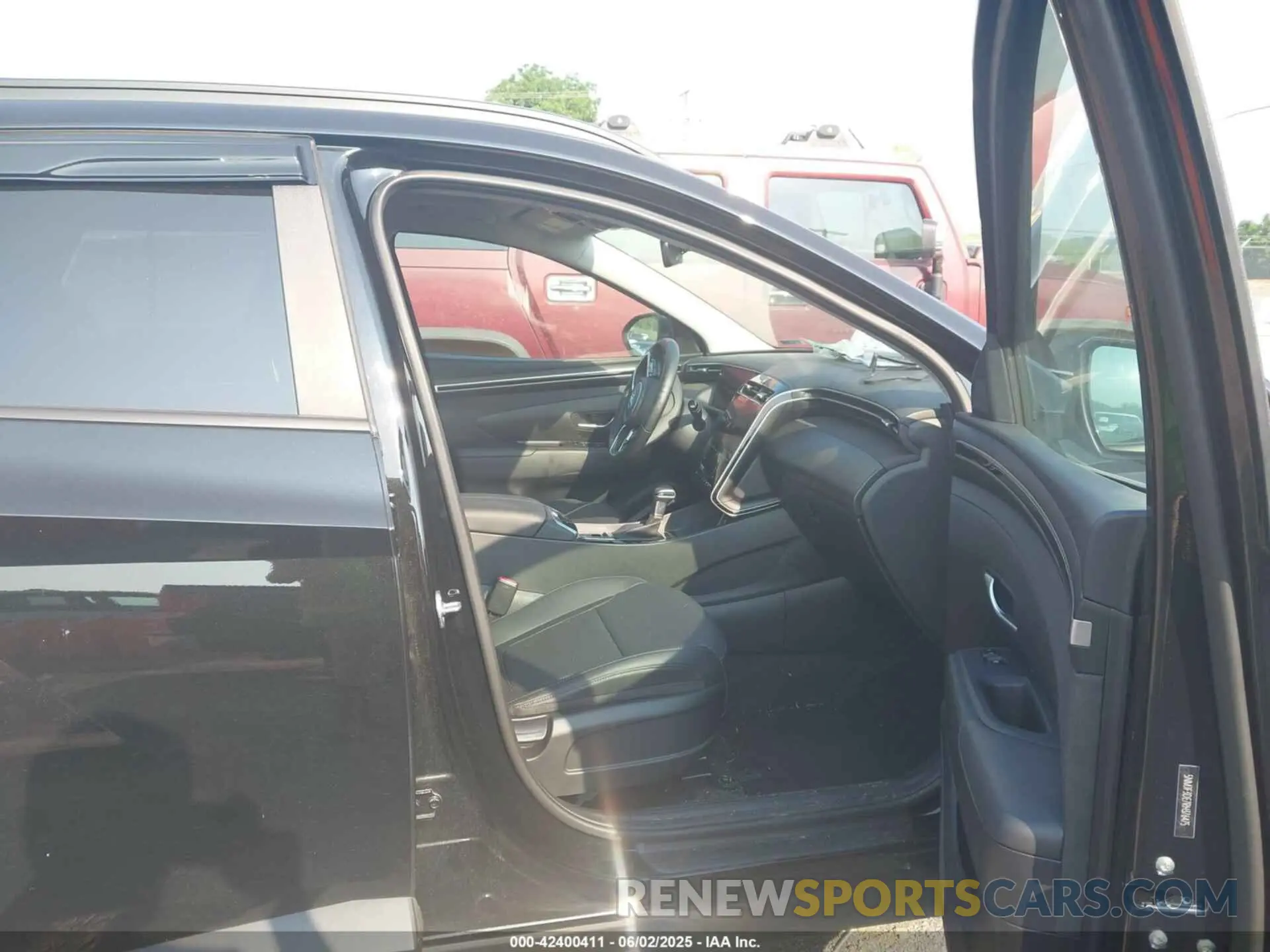 5 Photograph of a damaged car 5NMJF3DE7RH376475 HYUNDAI TUCSON 2024