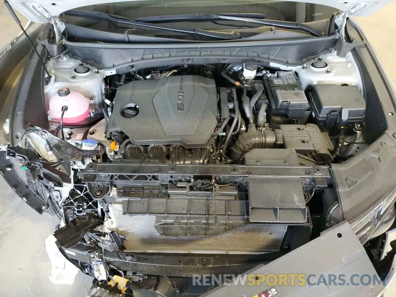 12 Photograph of a damaged car 5NMJF3DE8RH418104 HYUNDAI TUCSON 2024