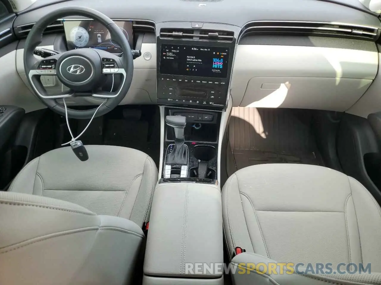 8 Photograph of a damaged car 5NMJF3DE9RH411355 HYUNDAI TUCSON 2024
