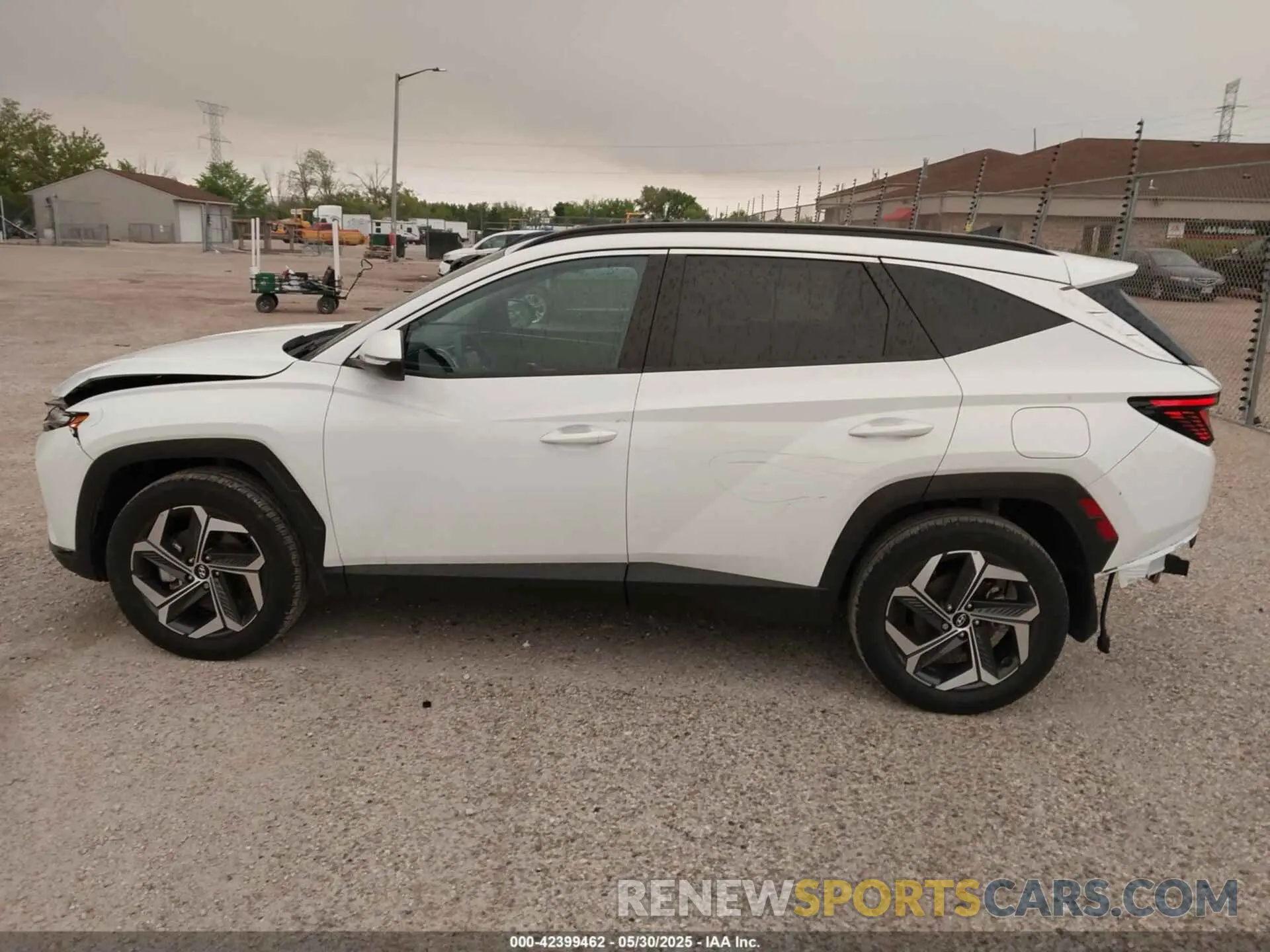 14 Photograph of a damaged car 5NMJFCDE0RH344600 HYUNDAI TUCSON 2024