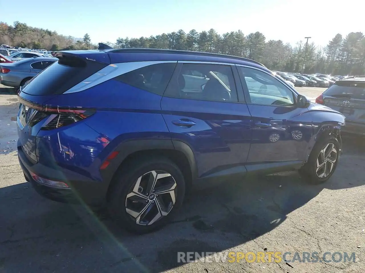 3 Photograph of a damaged car 5NMJFCDE0RH364393 HYUNDAI TUCSON 2024