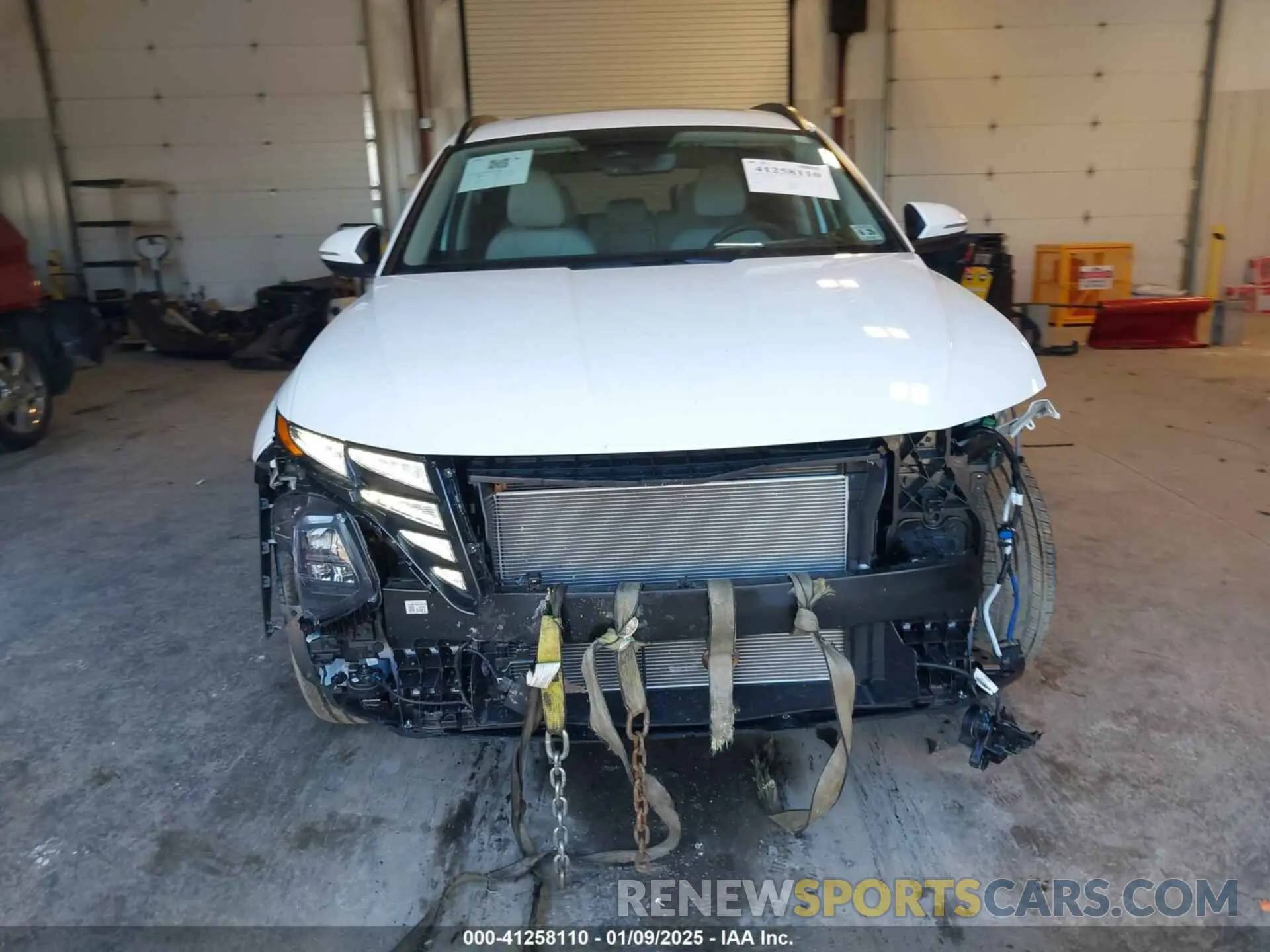 12 Photograph of a damaged car 5NMJFCDE1RH419613 HYUNDAI TUCSON 2024