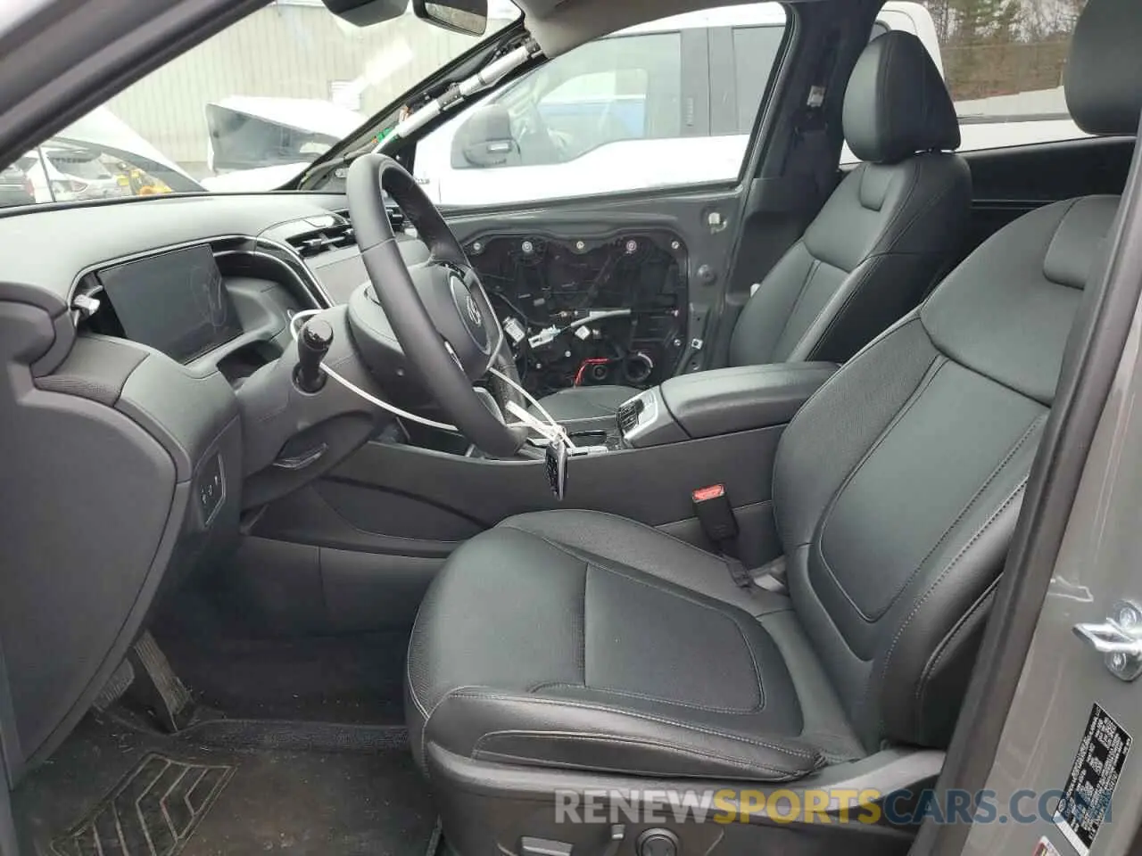 7 Photograph of a damaged car 5NMJFCDE2RH341147 HYUNDAI TUCSON 2024