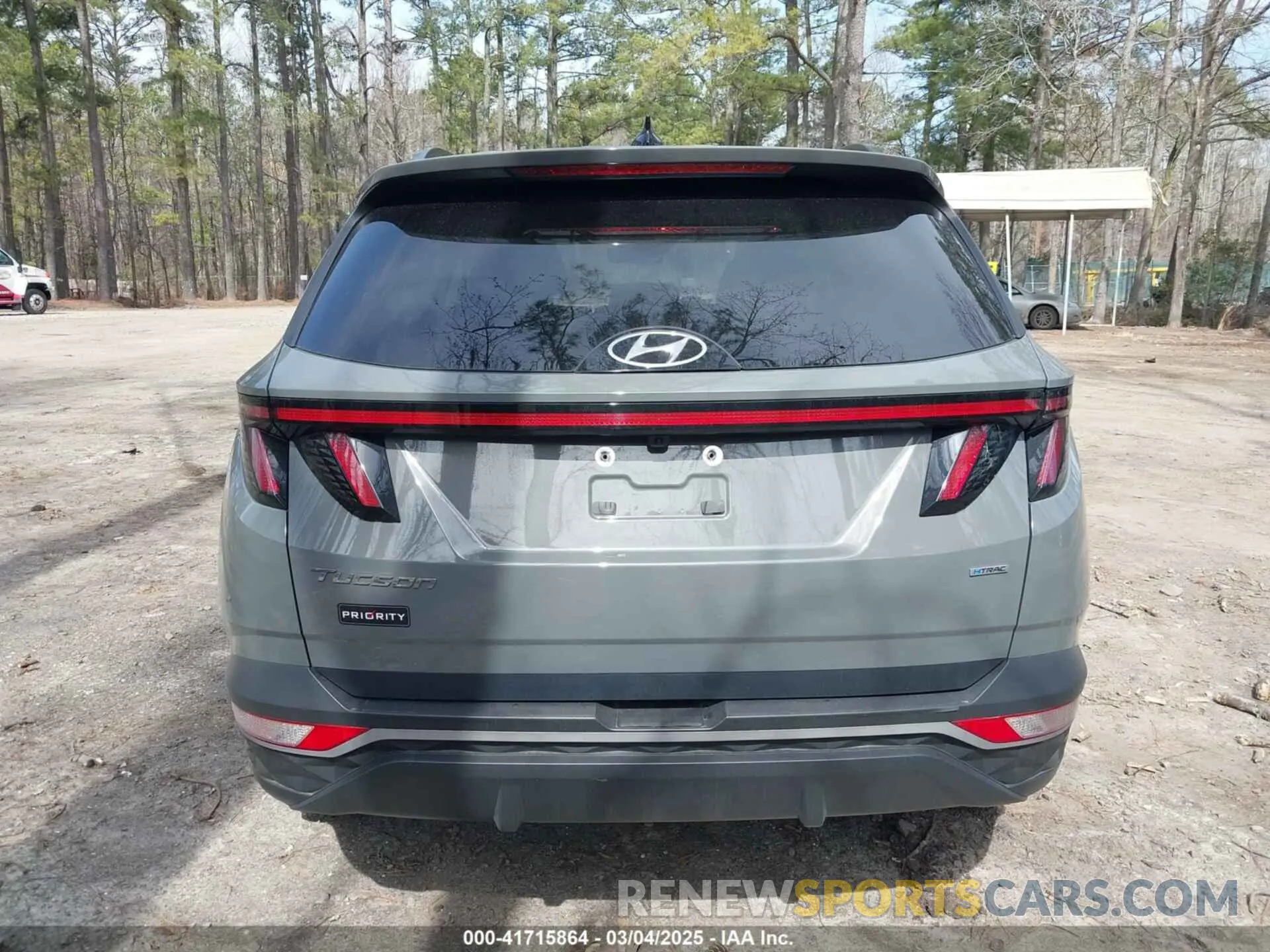 16 Photograph of a damaged car 5NMJFCDE2RH414663 HYUNDAI TUCSON 2024