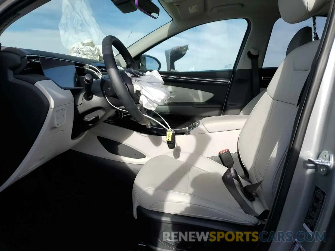7 Photograph of a damaged car 5NMJFCDE3RH412405 HYUNDAI TUCSON 2024