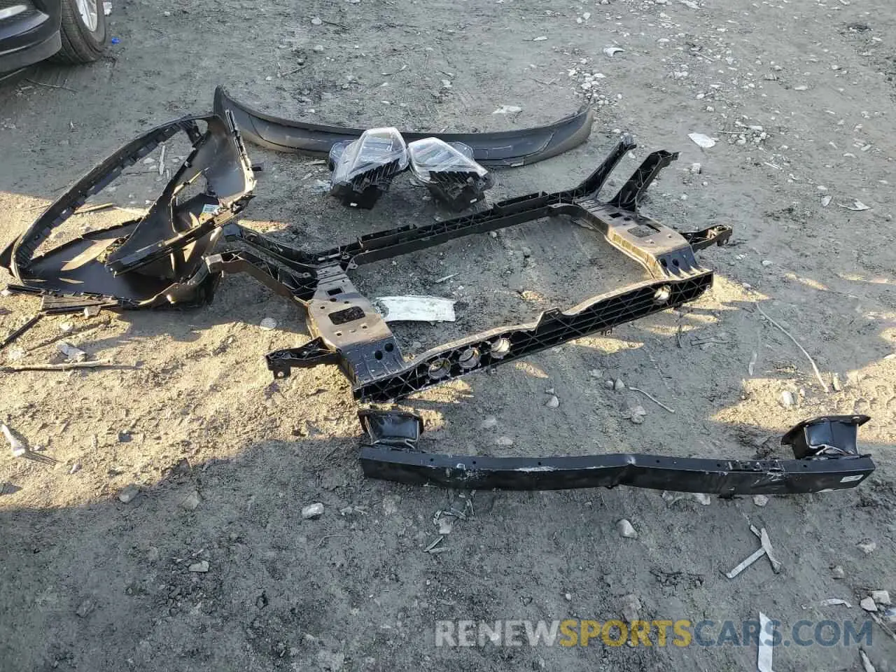 12 Photograph of a damaged car 5NMJFCDE4RH377812 HYUNDAI TUCSON 2024