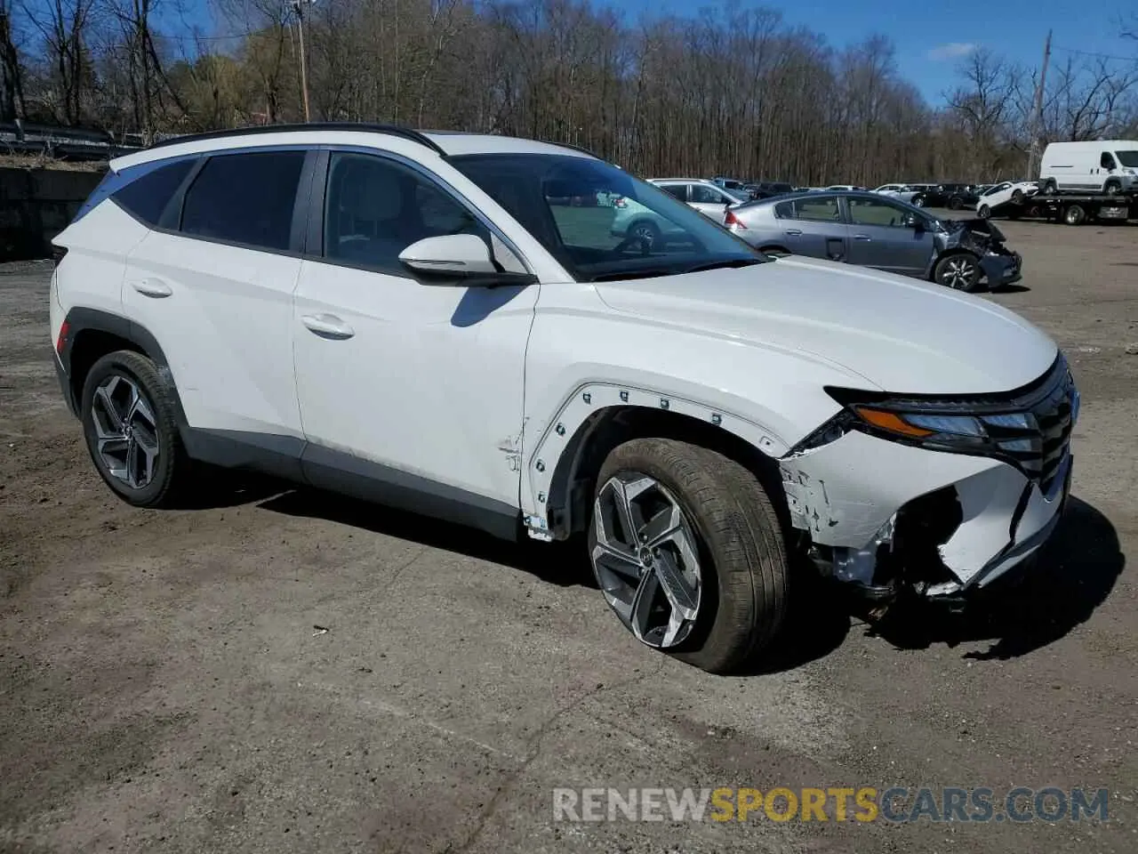 4 Photograph of a damaged car 5NMJFCDE5RH322026 HYUNDAI TUCSON 2024