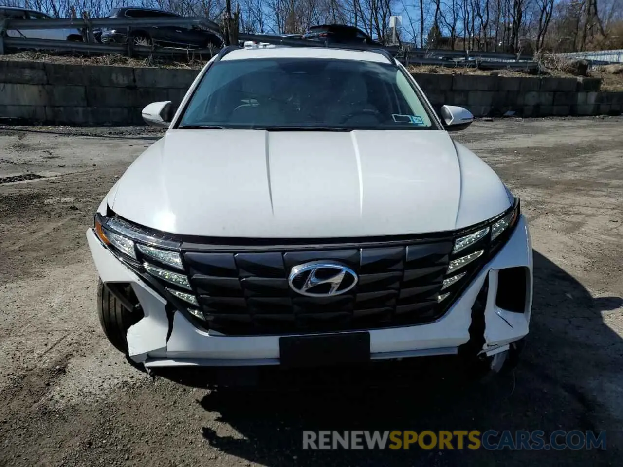 5 Photograph of a damaged car 5NMJFCDE5RH322026 HYUNDAI TUCSON 2024