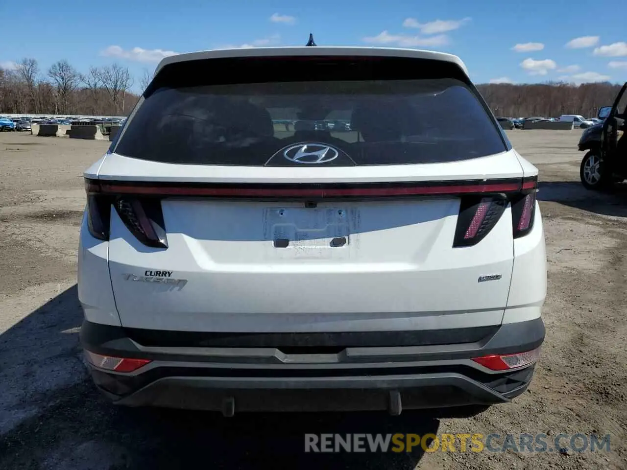 6 Photograph of a damaged car 5NMJFCDE5RH322026 HYUNDAI TUCSON 2024