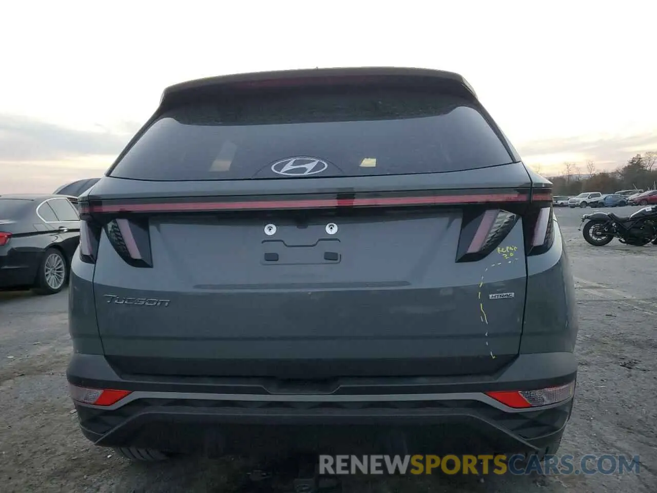 6 Photograph of a damaged car 5NMJFCDE5RH334967 HYUNDAI TUCSON 2024