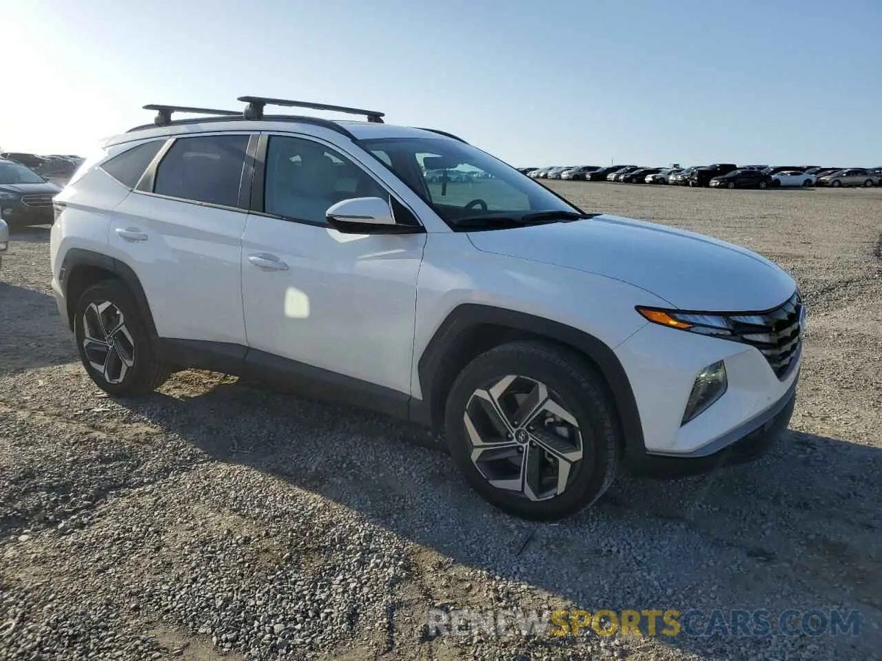 4 Photograph of a damaged car 5NMJFCDE5RH373851 HYUNDAI TUCSON 2024