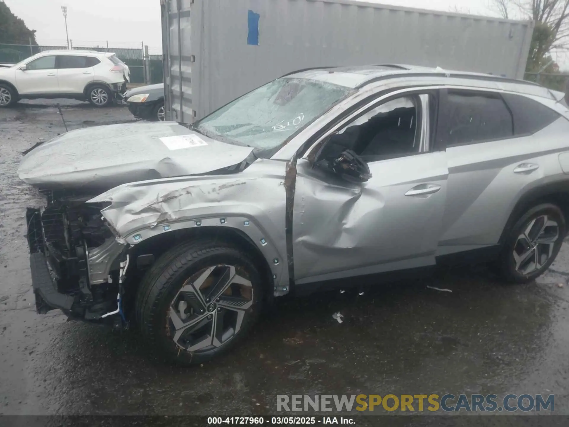 12 Photograph of a damaged car 5NMJFCDE6RH339384 HYUNDAI TUCSON 2024