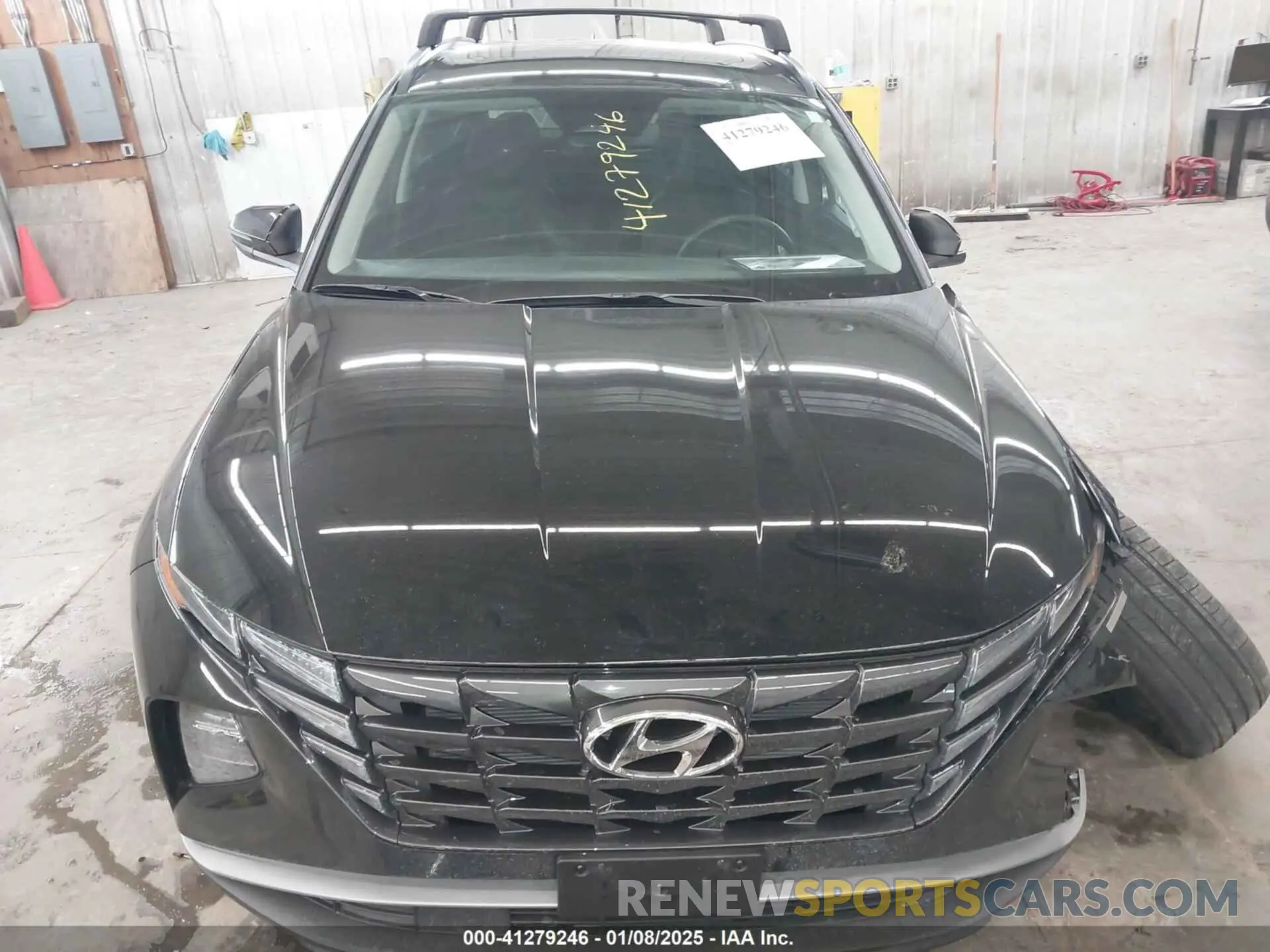 11 Photograph of a damaged car 5NMJFCDE6RH369257 HYUNDAI TUCSON 2024
