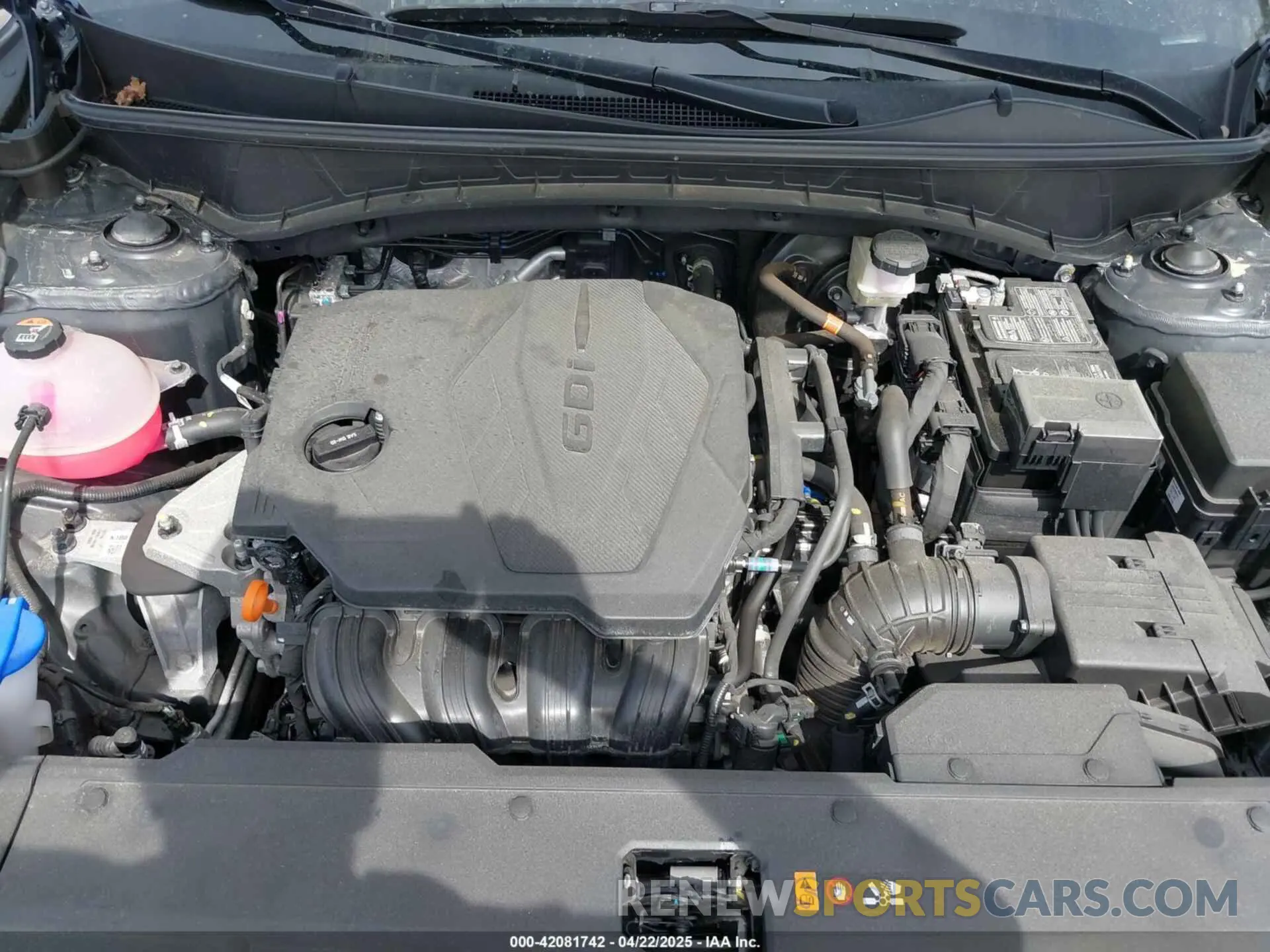 10 Photograph of a damaged car 5NMJFCDE7RH347235 HYUNDAI TUCSON 2024