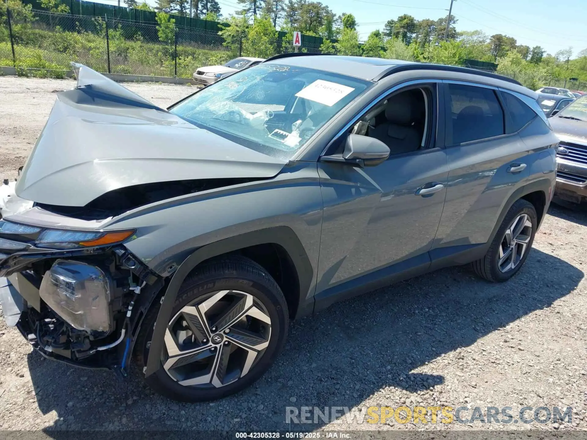 14 Photograph of a damaged car 5NMJFCDE8RH366683 HYUNDAI TUCSON 2024