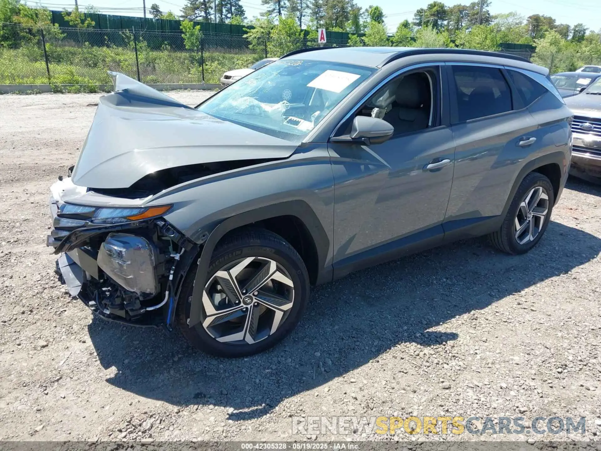 2 Photograph of a damaged car 5NMJFCDE8RH366683 HYUNDAI TUCSON 2024