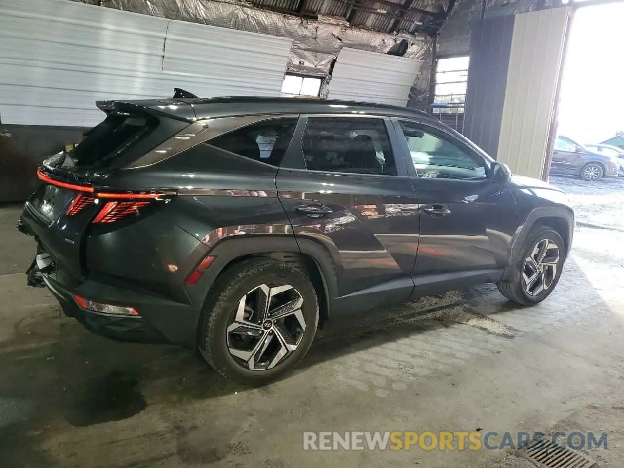 3 Photograph of a damaged car 5NMJFCDE9RH353859 HYUNDAI TUCSON 2024